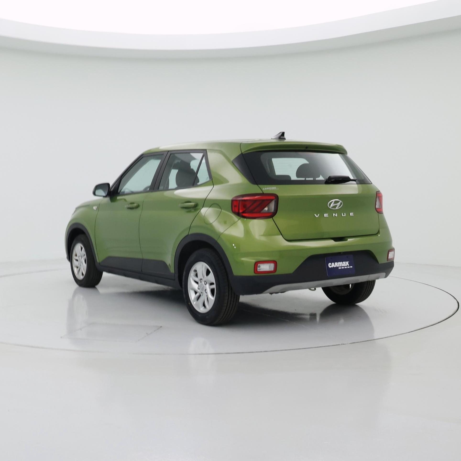 Thumbnail: 2022 Hyundai Venue - 2