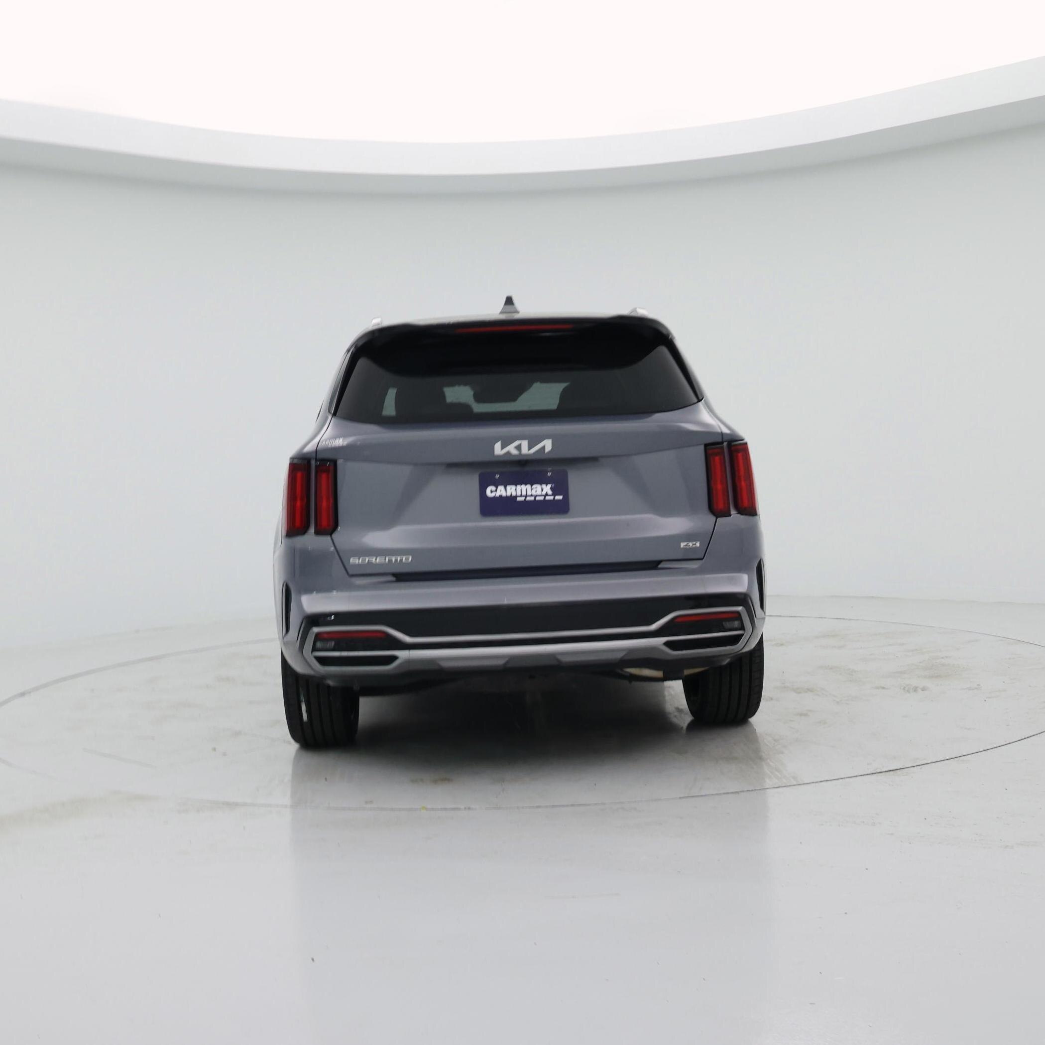 Thumbnail: 2023 Kia Sorento - 6