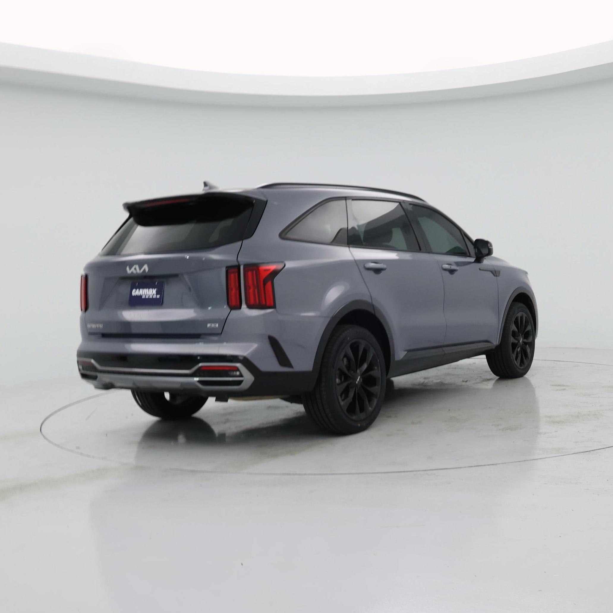 Thumbnail: 2023 Kia Sorento - 8