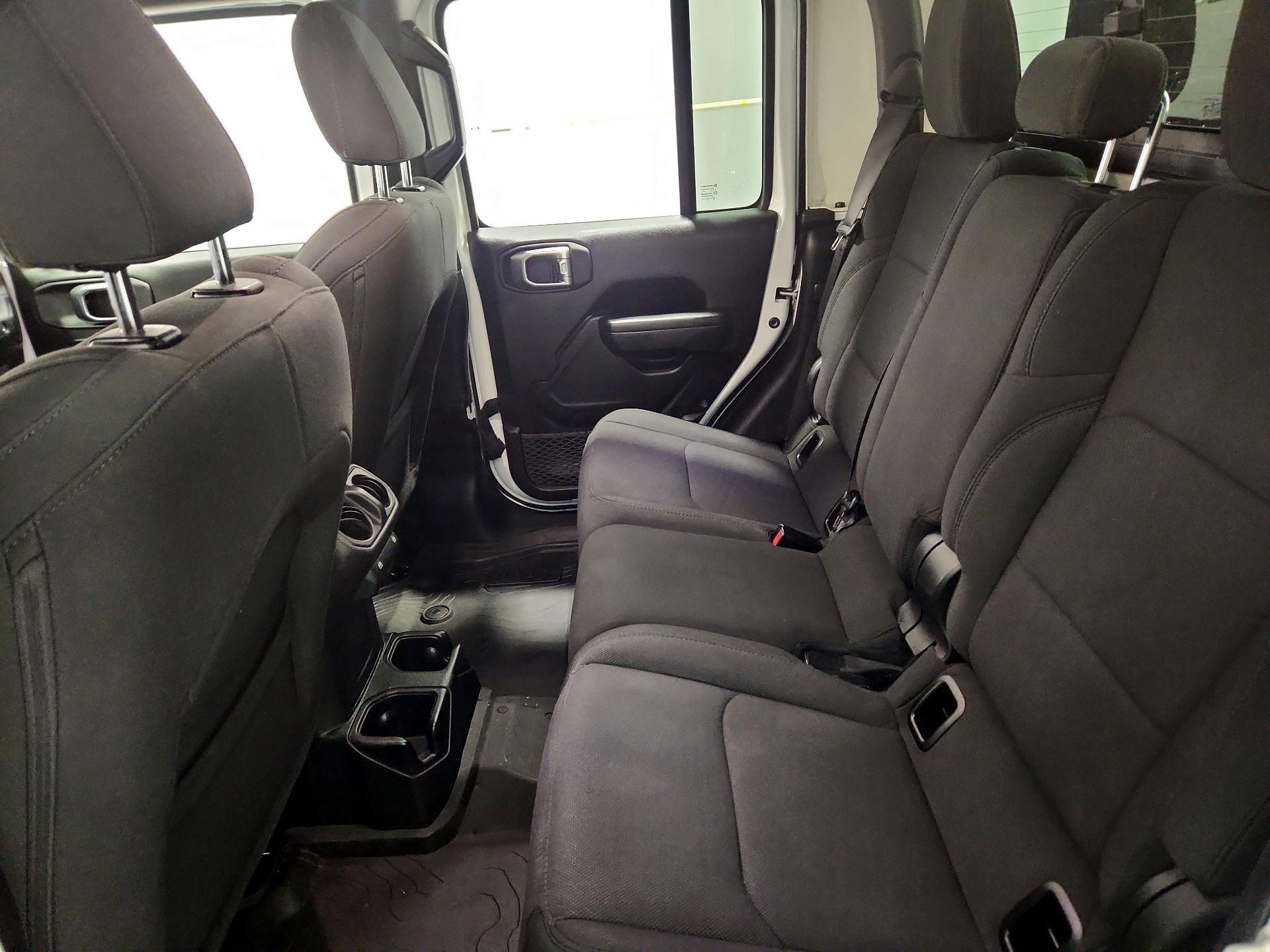 Thumbnail: 2023 Jeep Gladiator - 19