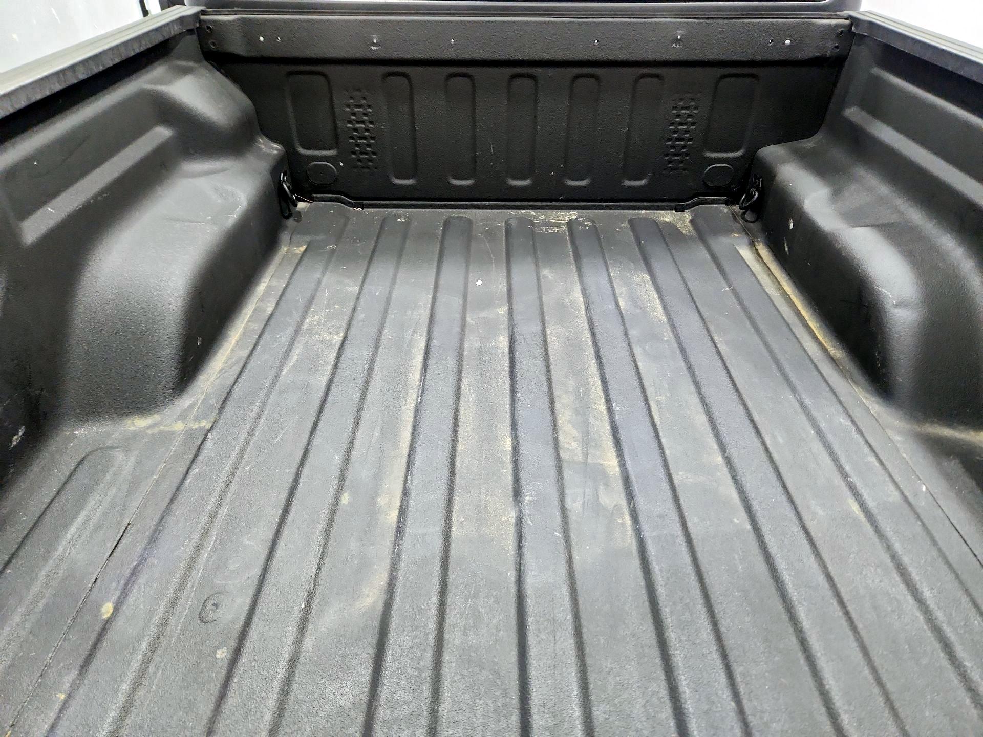 Thumbnail: 2023 Jeep Gladiator - 20