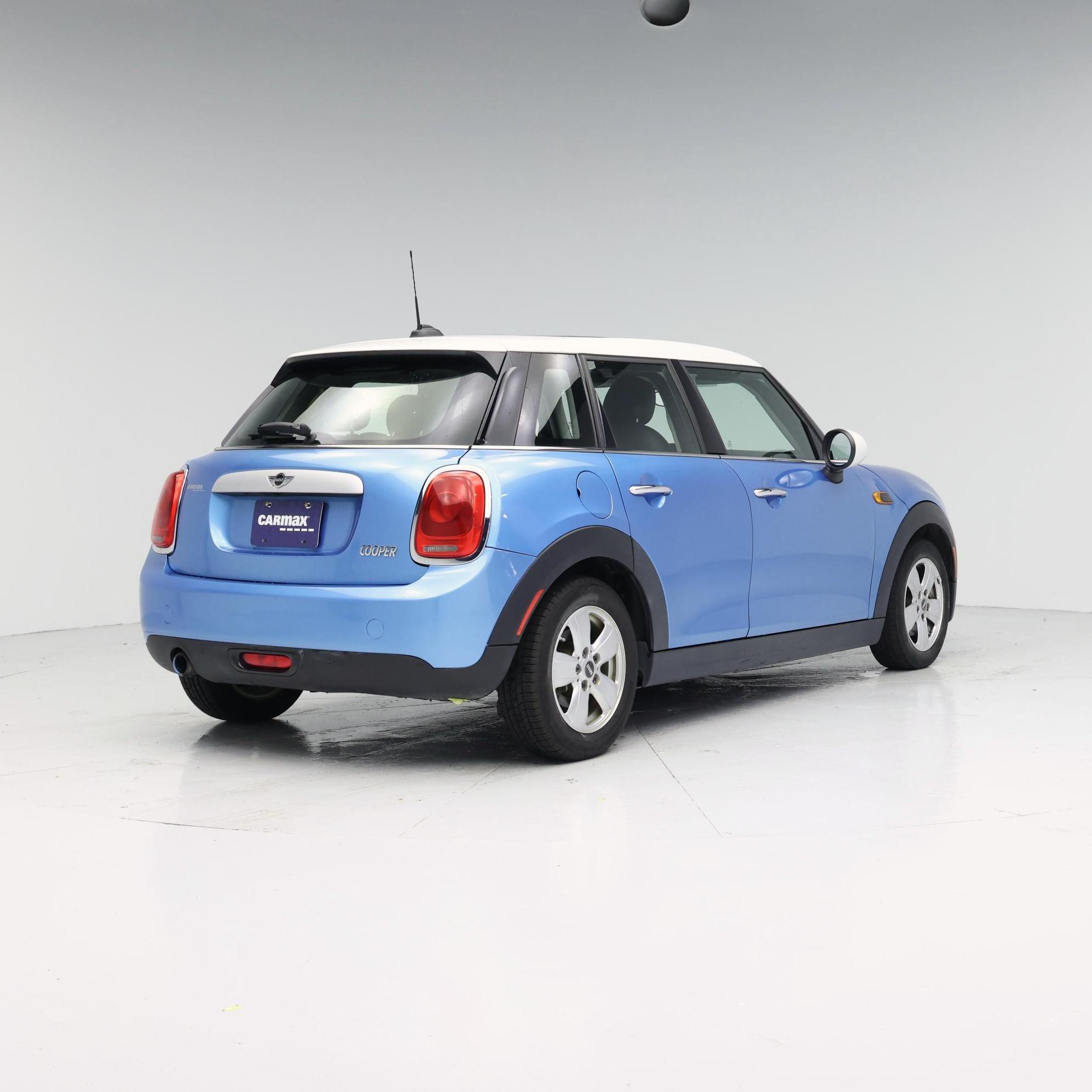 Thumbnail: 2015 MINI Cooper Hardtop - 8