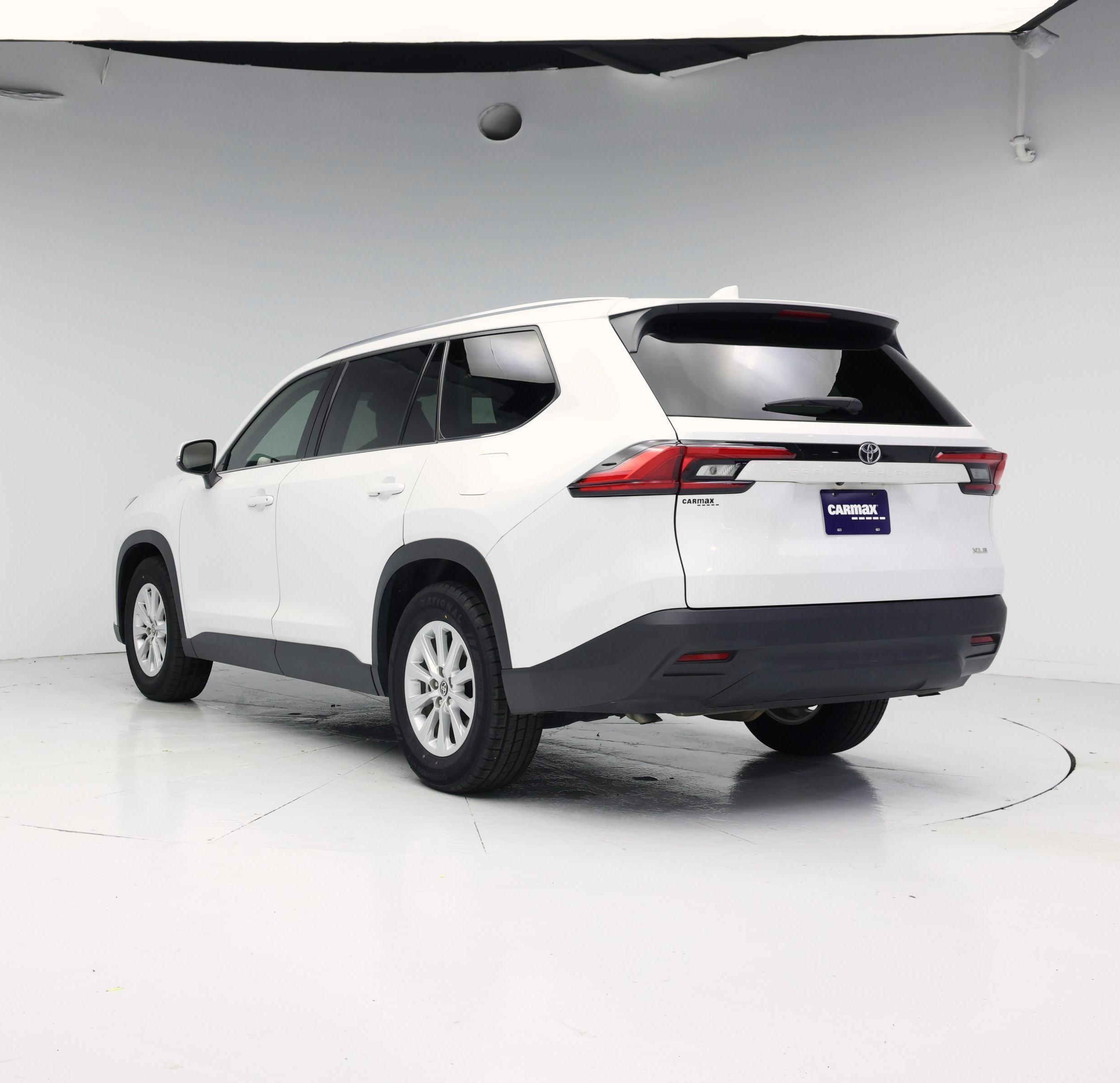 Thumbnail: 2024 Toyota Grand Highlander - 2