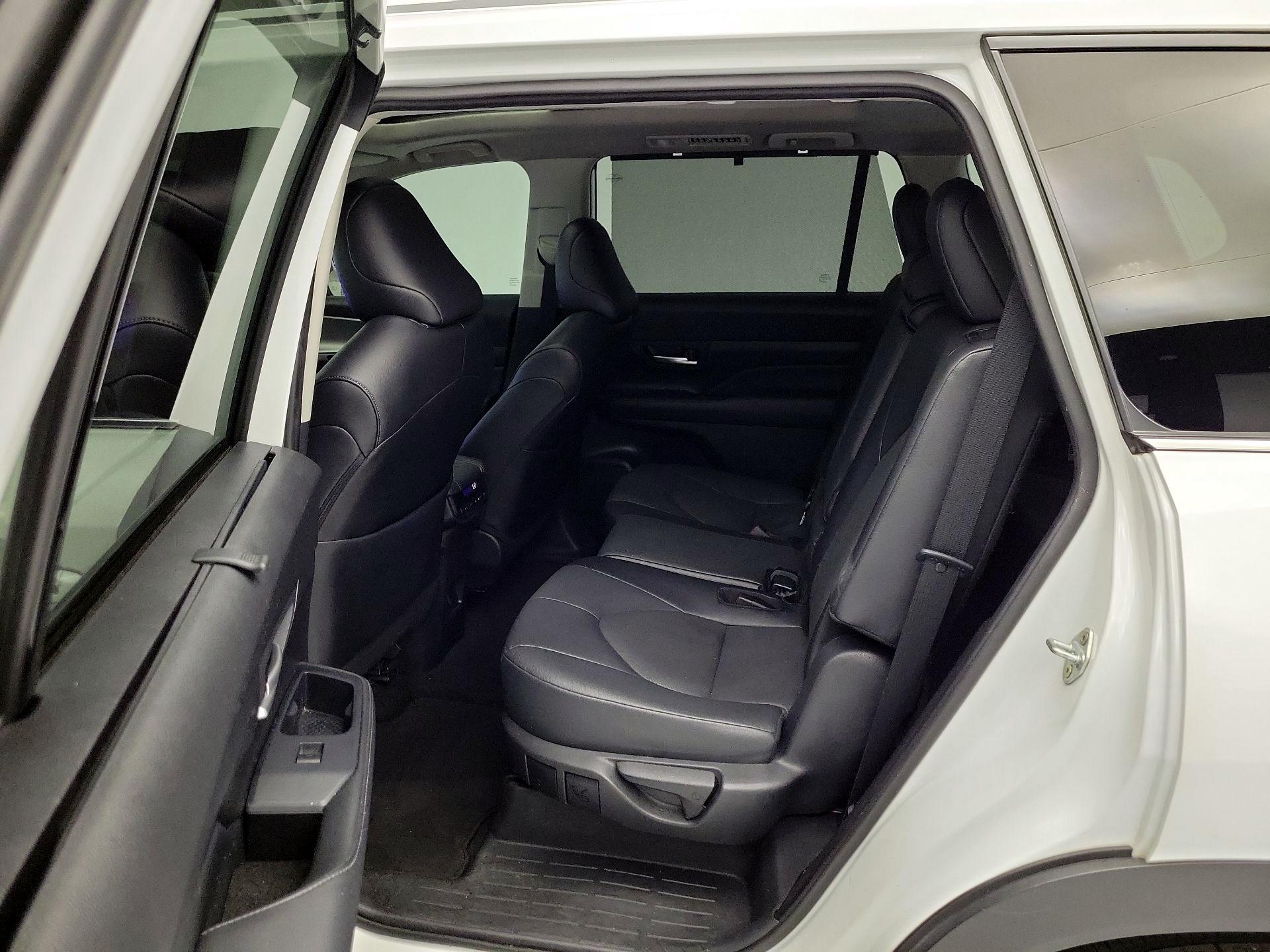 Thumbnail: 2024 Toyota Grand Highlander - 20