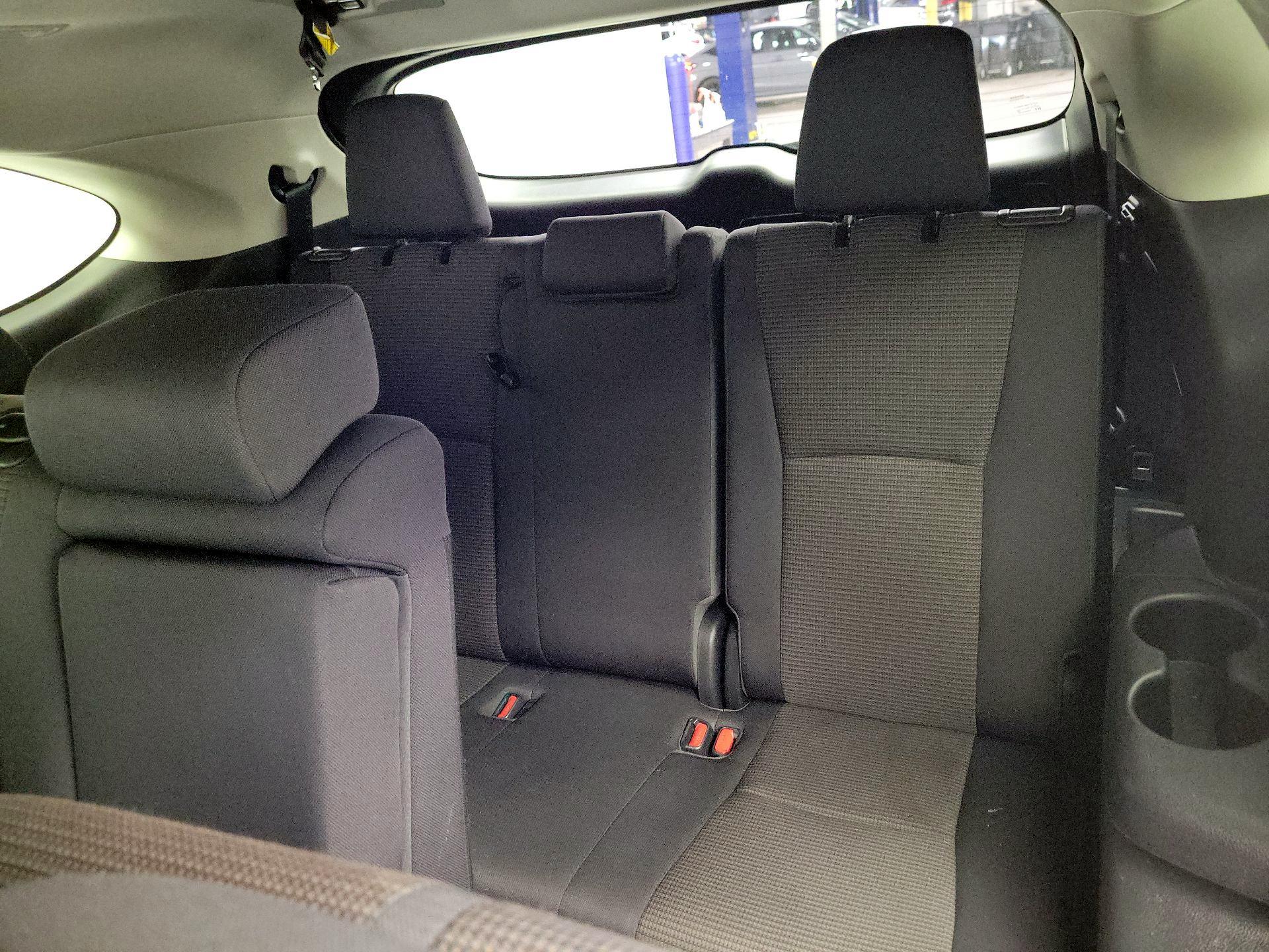 Thumbnail: 2023 Toyota Highlander - 20