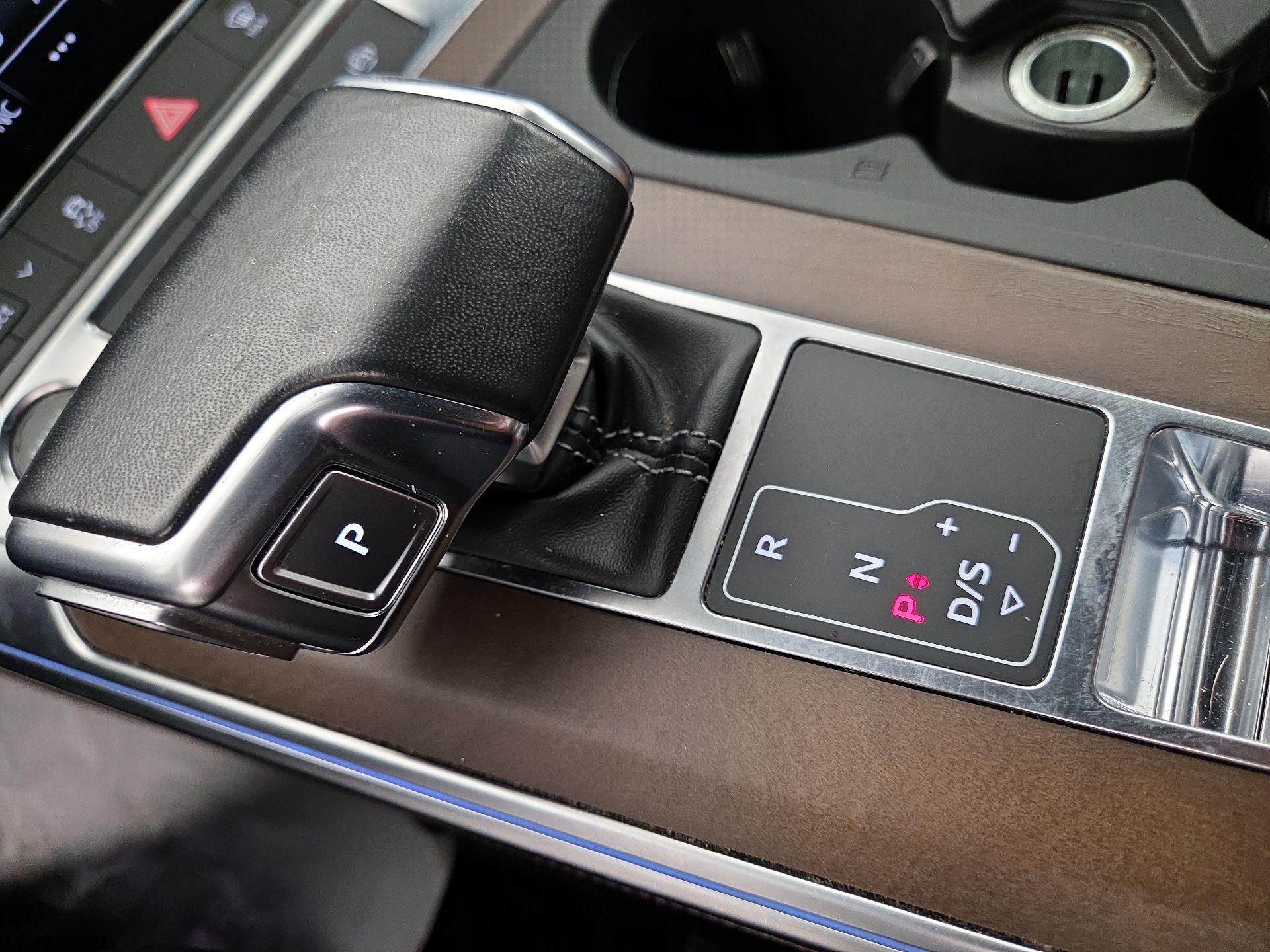 Thumbnail: 2024 Audi A6 - 18