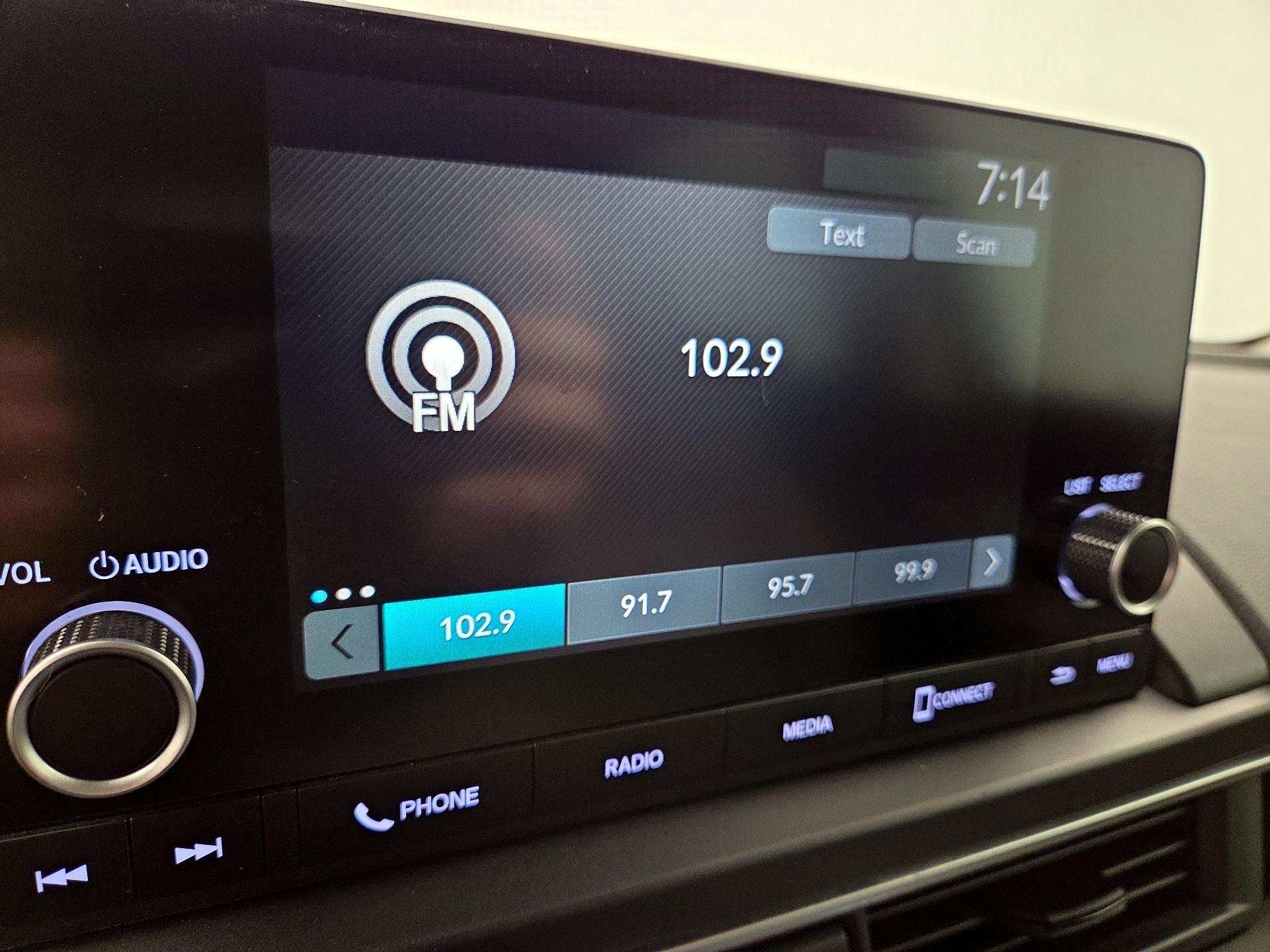 Thumbnail: 2023 Honda Pilot - 15