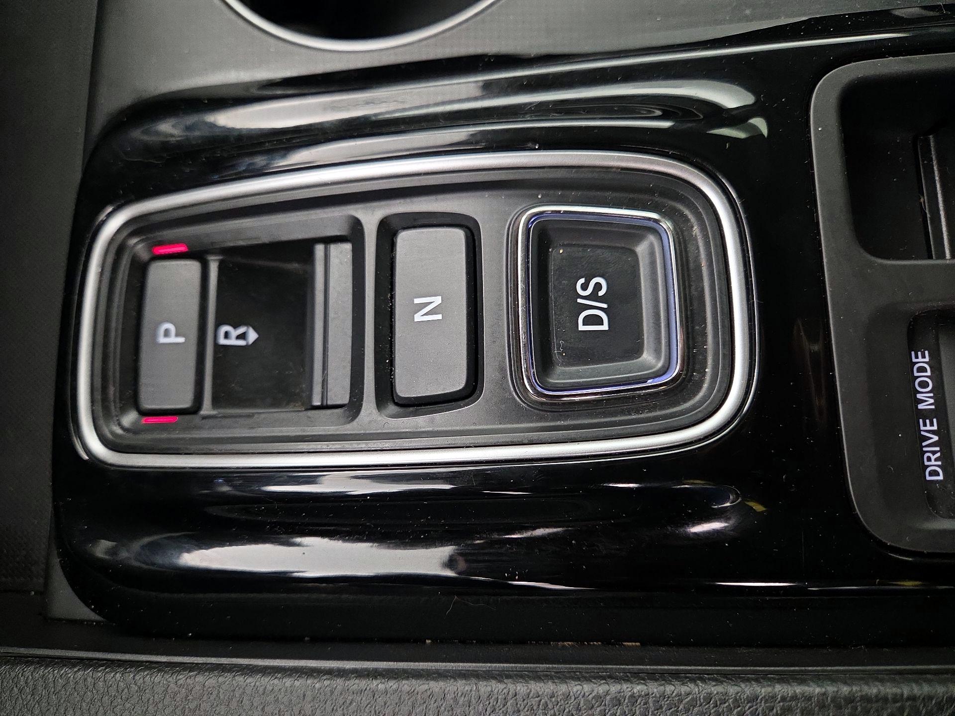 Thumbnail: 2023 Honda Pilot - 17