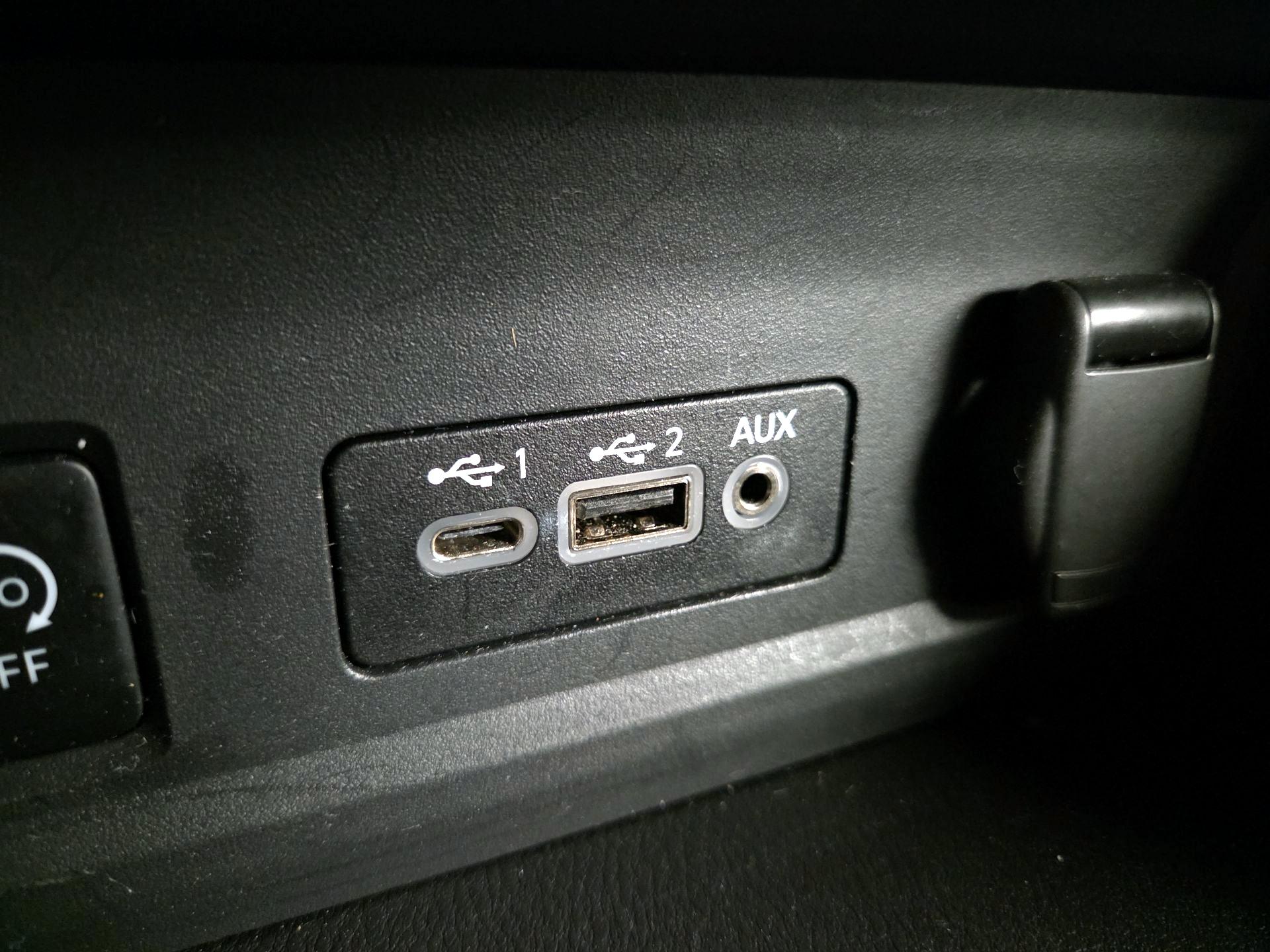 Thumbnail: 2025 Nissan Sentra - 18