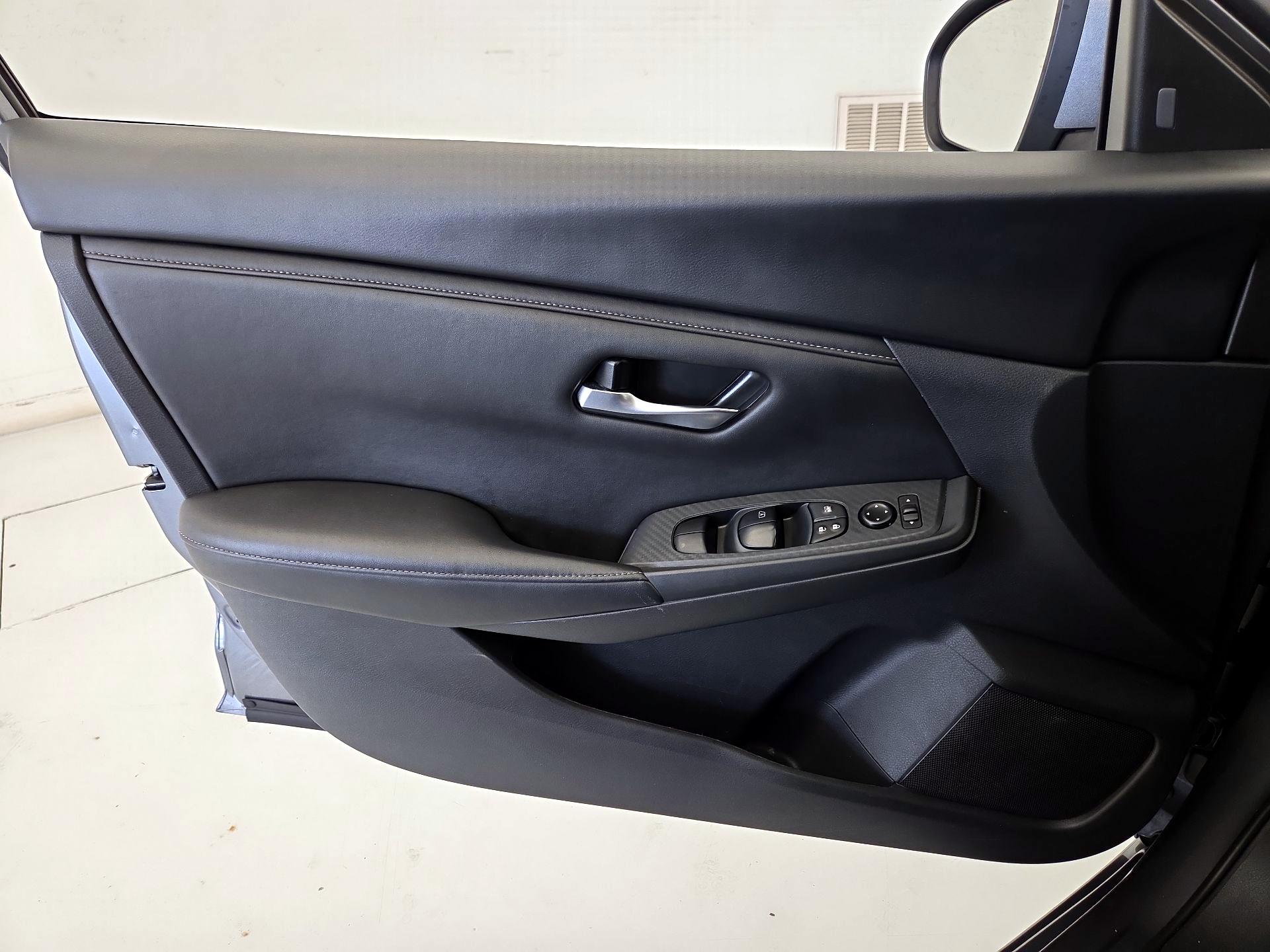 Thumbnail: 2025 Nissan Sentra - 12