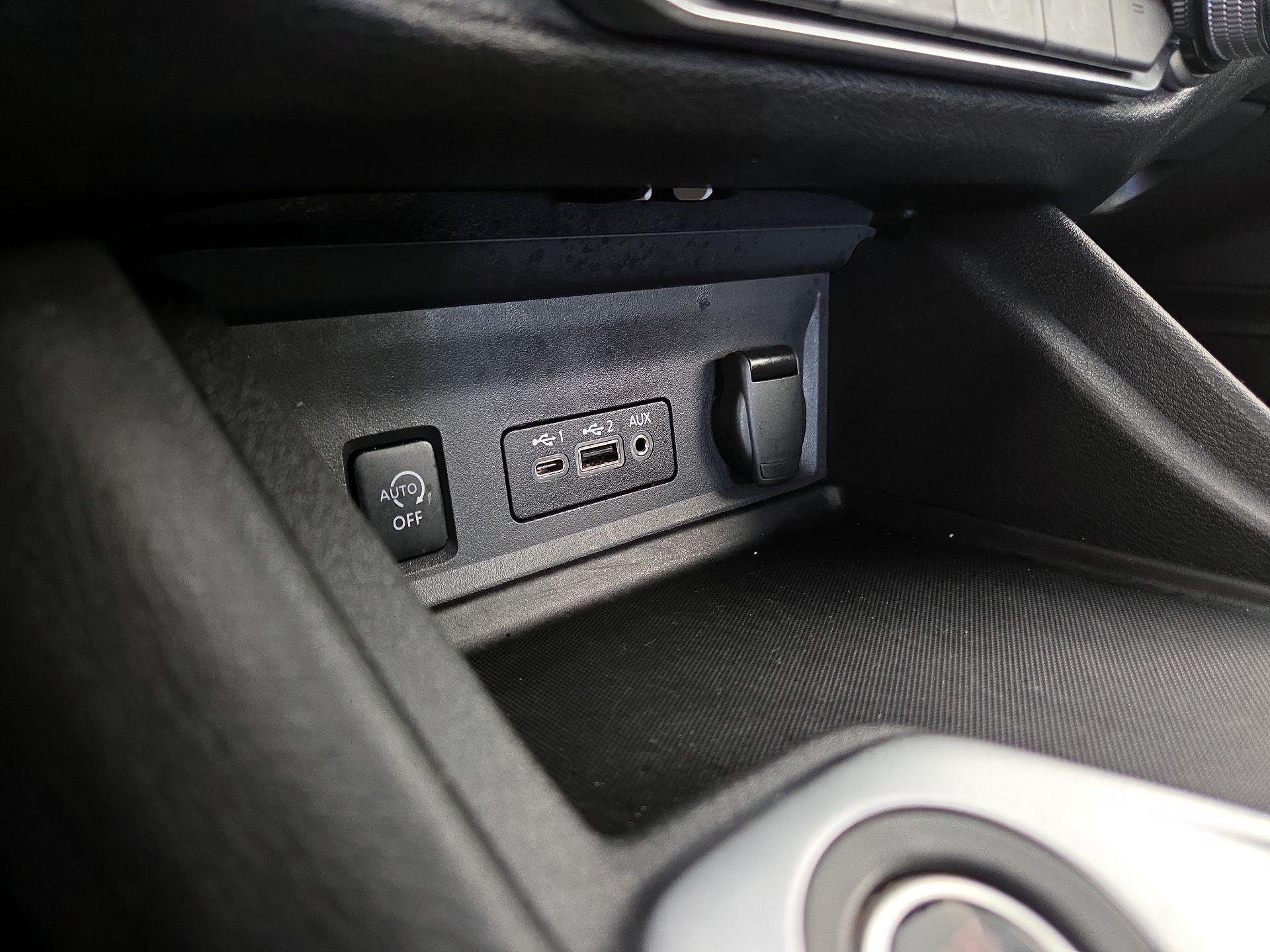 Thumbnail: 2025 Nissan Sentra - 18