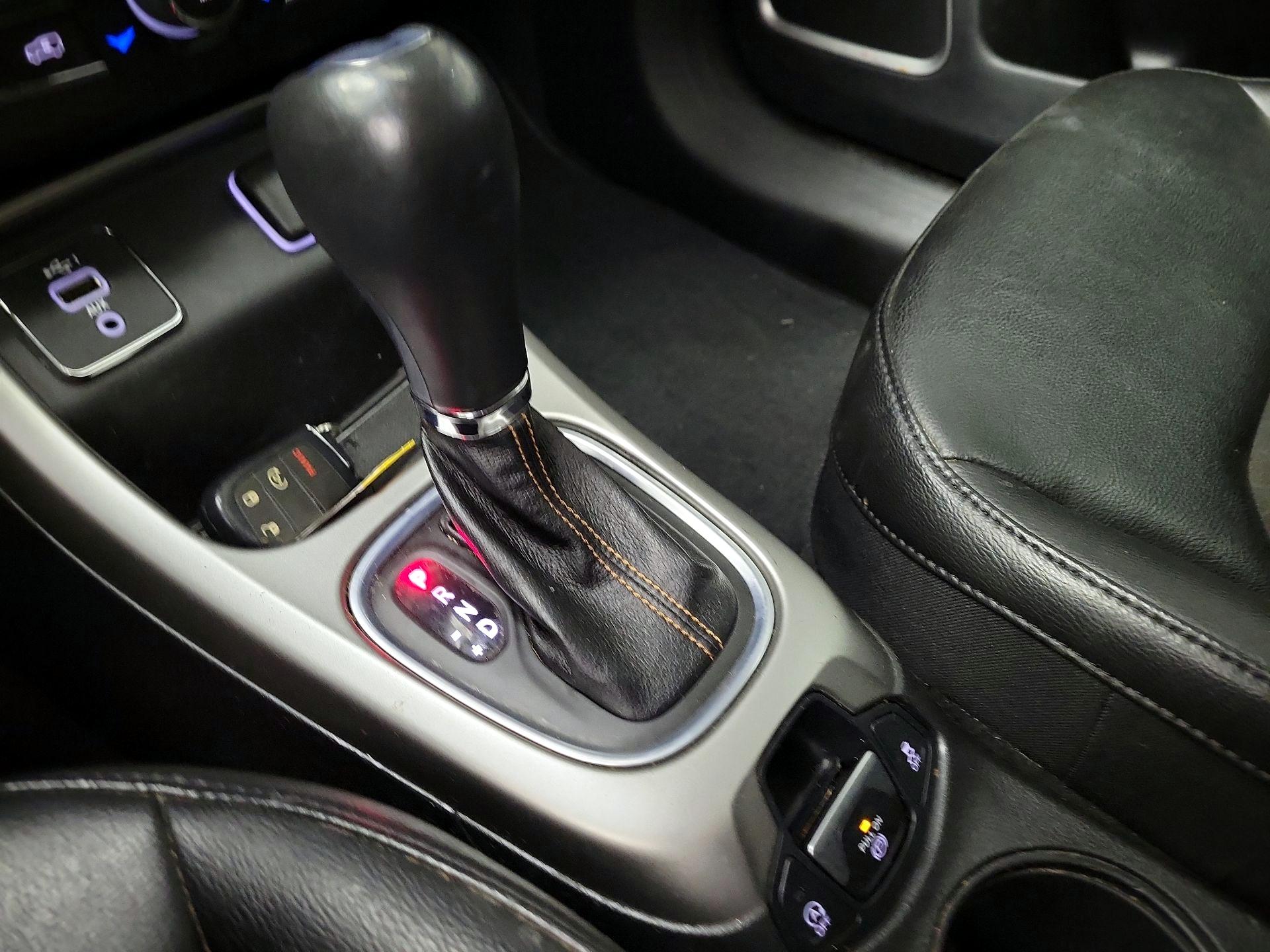 Thumbnail: 2020 Jeep Compass - 17