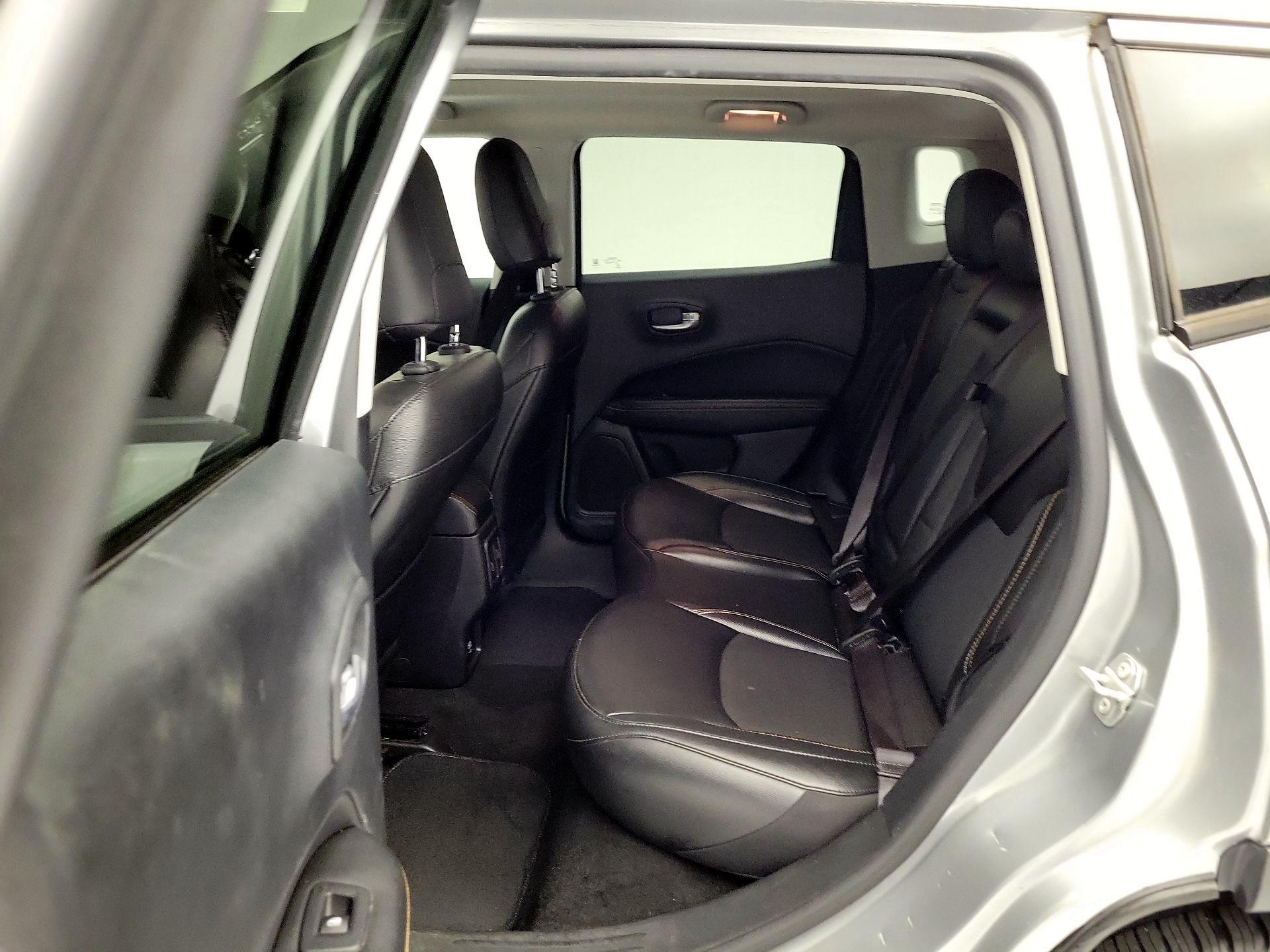 Thumbnail: 2020 Jeep Compass - 20