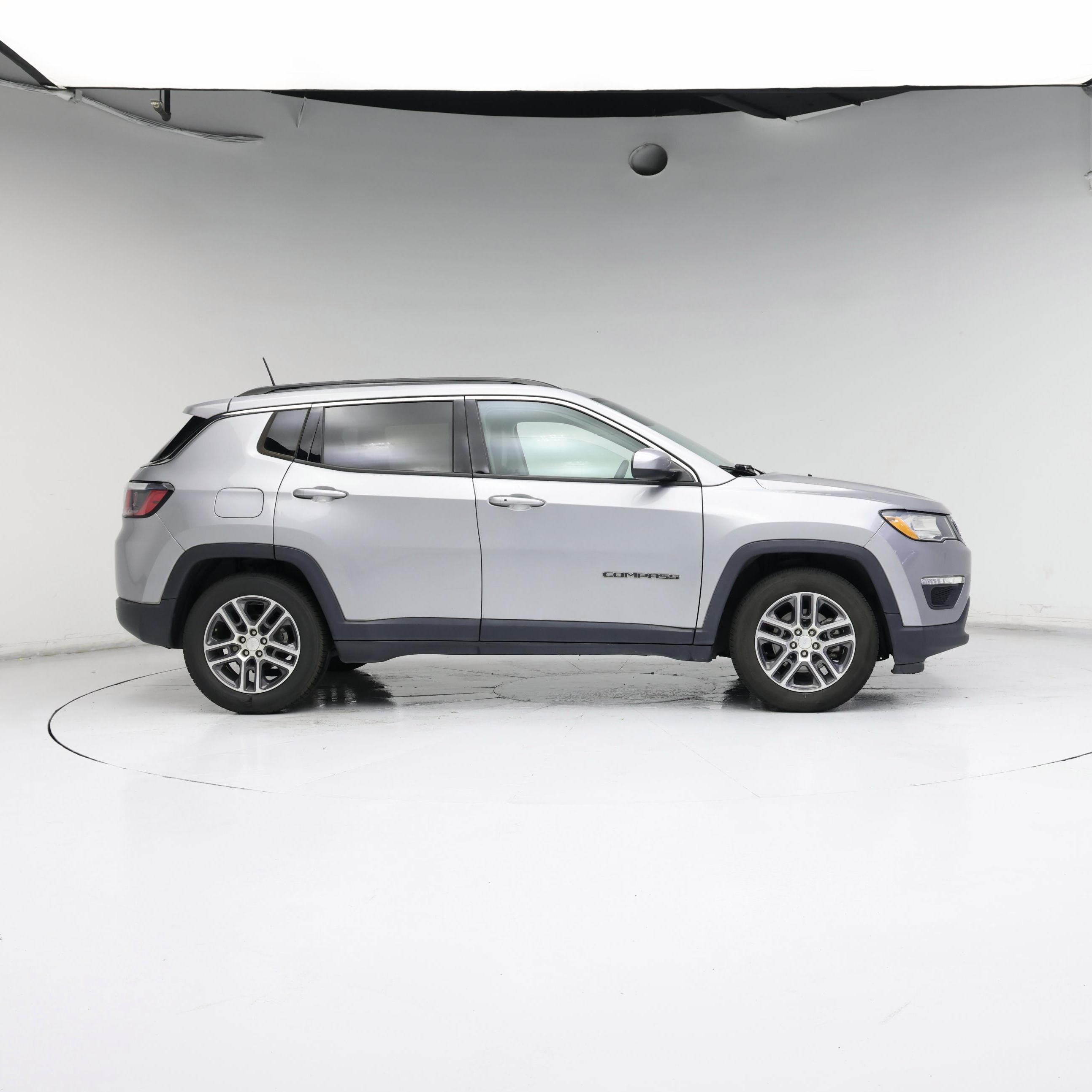 Thumbnail: 2020 Jeep Compass - 7
