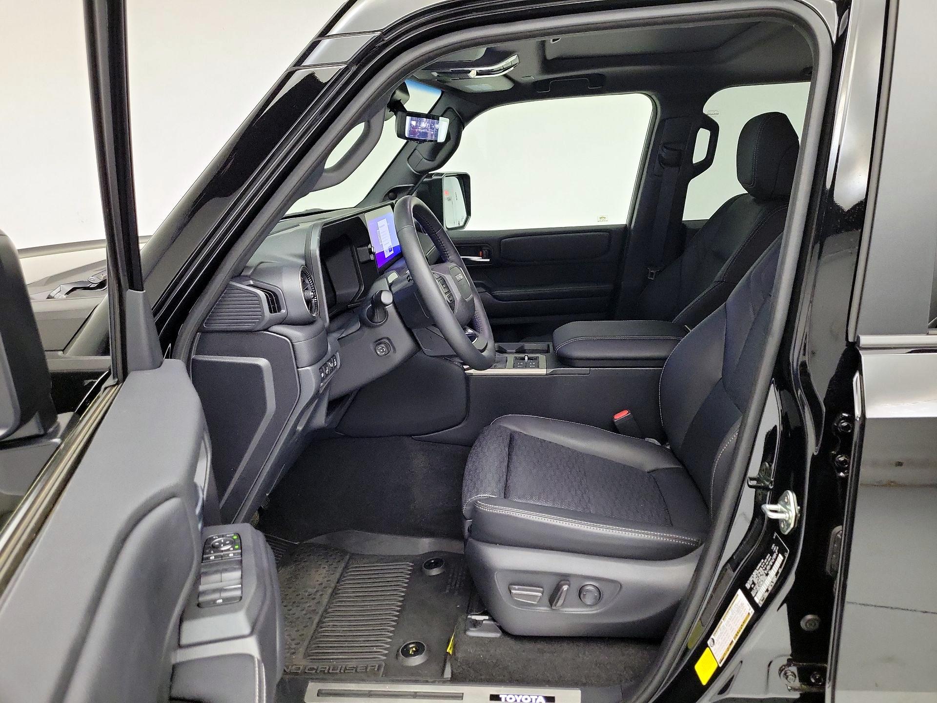 Thumbnail: 2025 Toyota Land Cruiser - 11