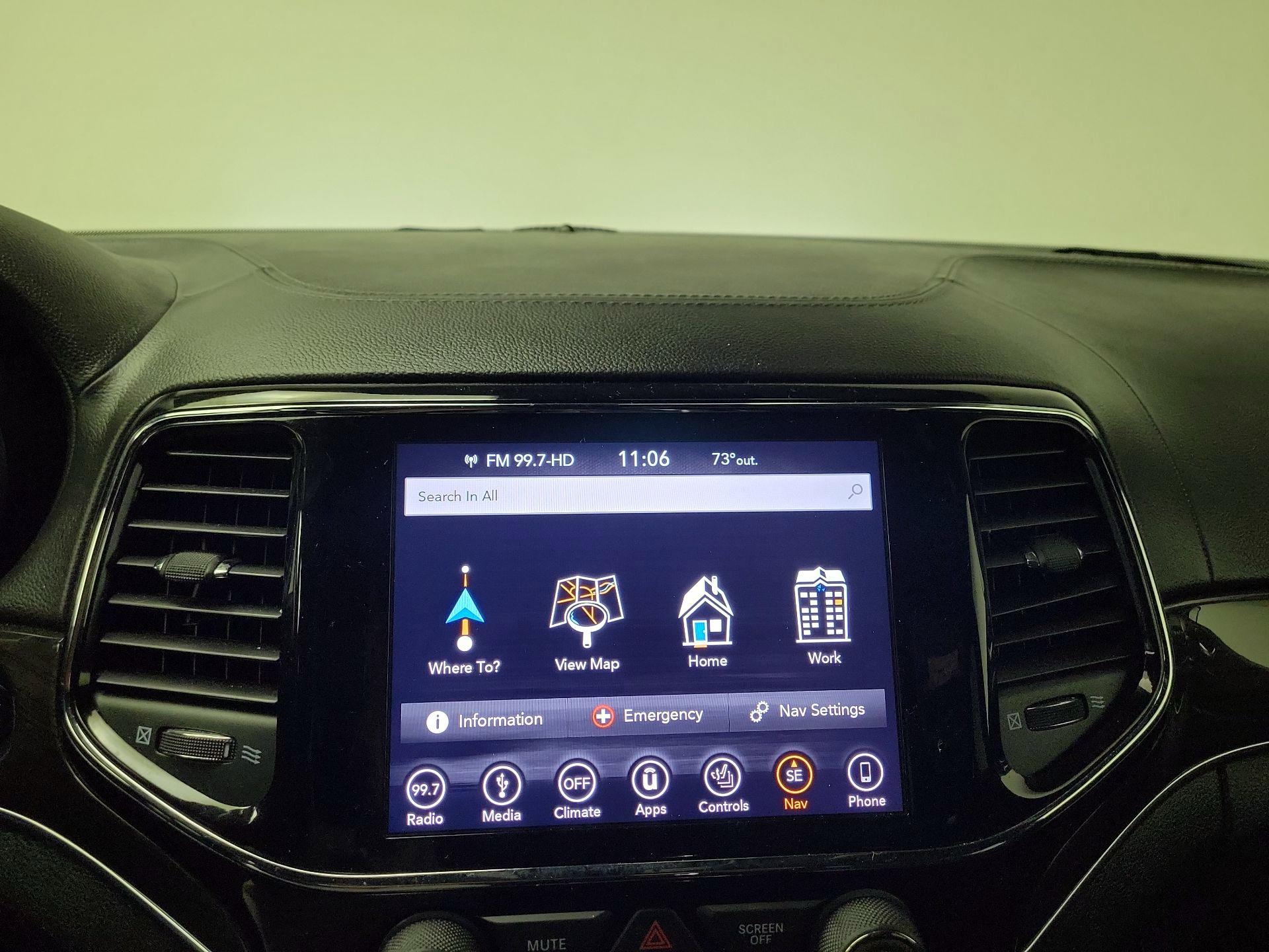 Thumbnail: 2019 Jeep Grand Cherokee - 14