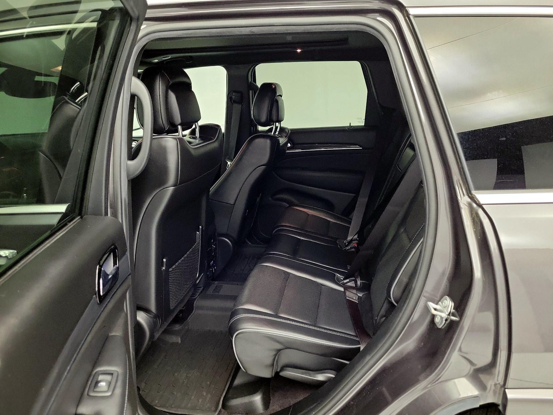 Thumbnail: 2019 Jeep Grand Cherokee - 20