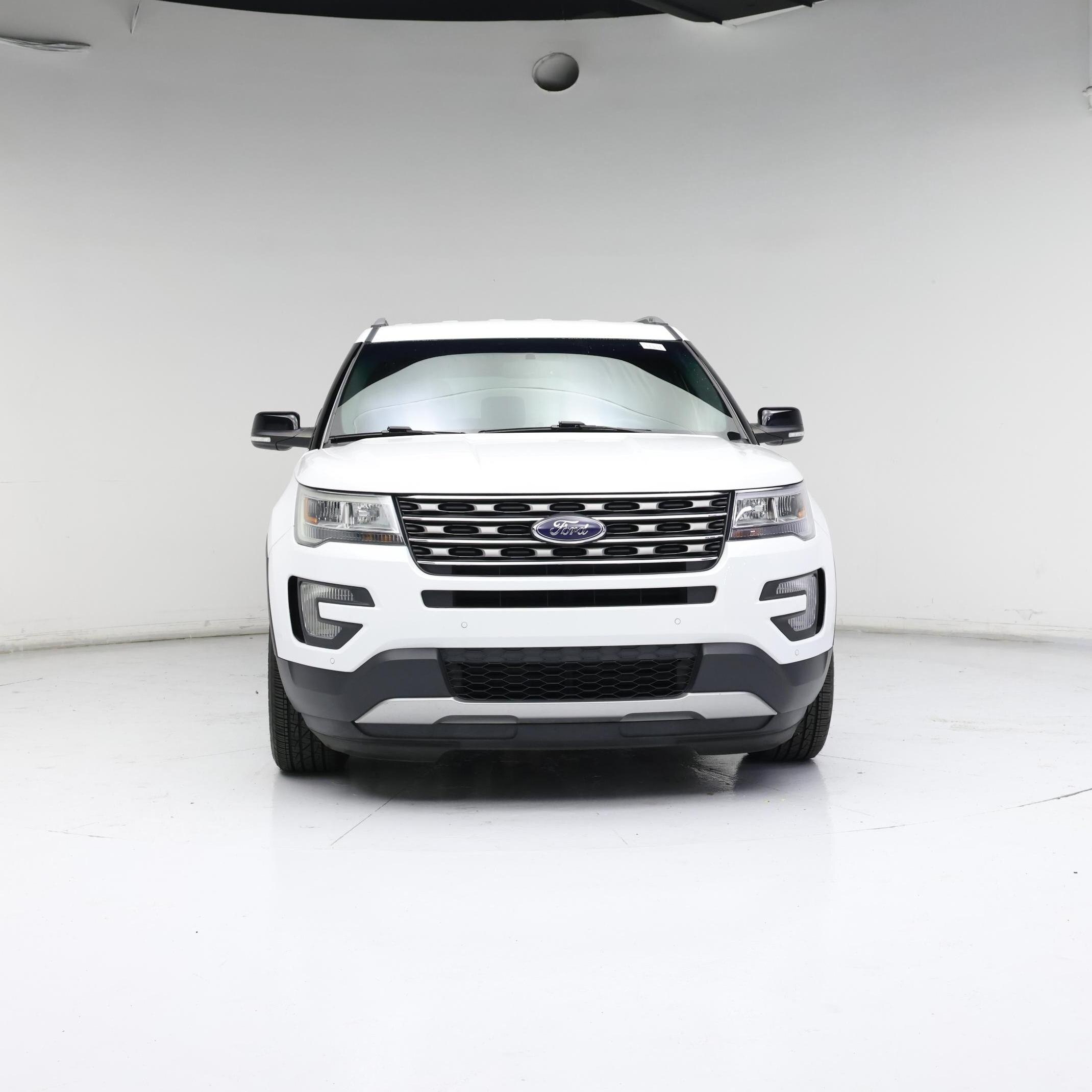 Thumbnail: 2017 Ford Explorer - 5