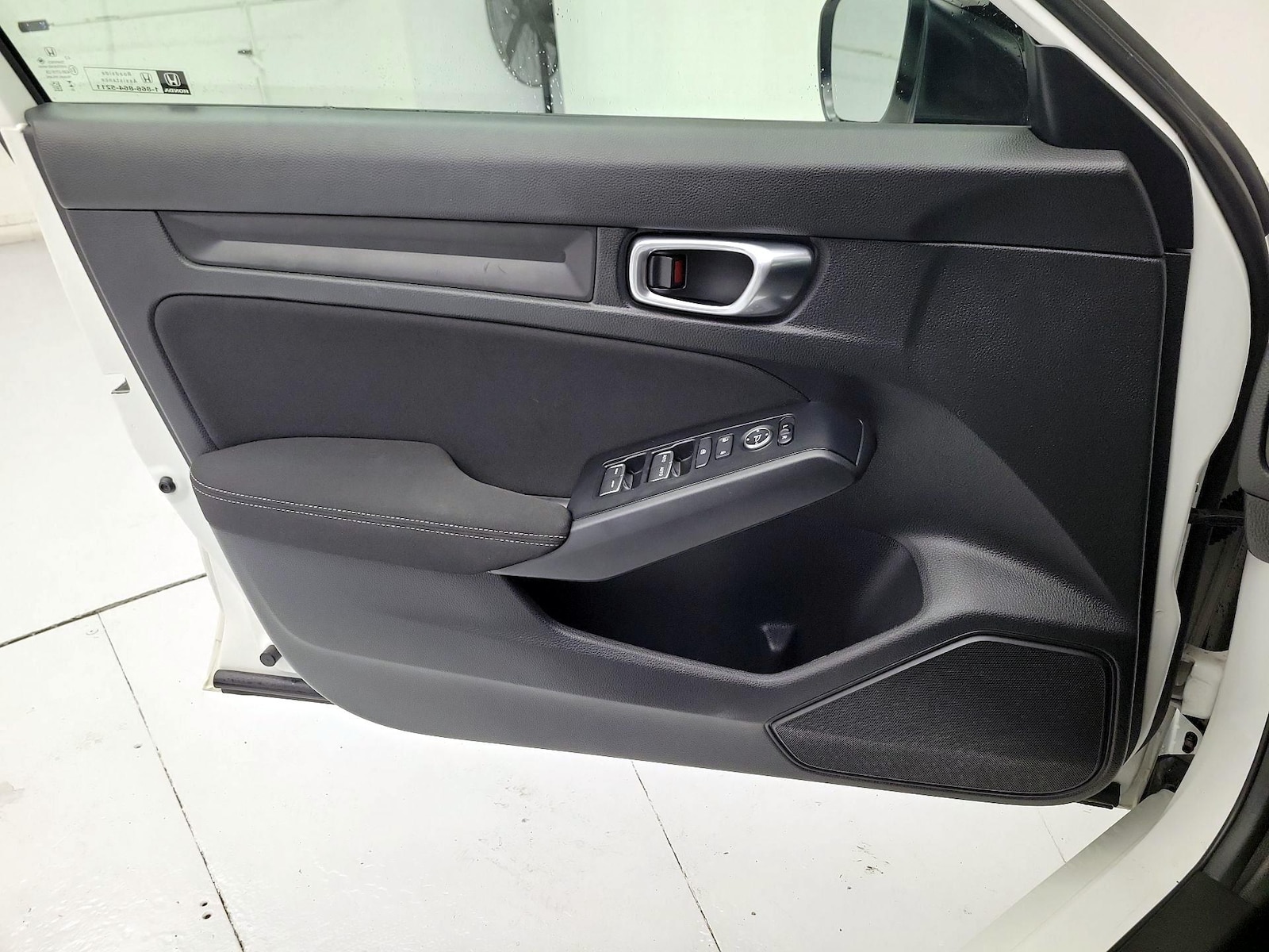 2025 Honda Civic Hatchback Sport - Photo 13