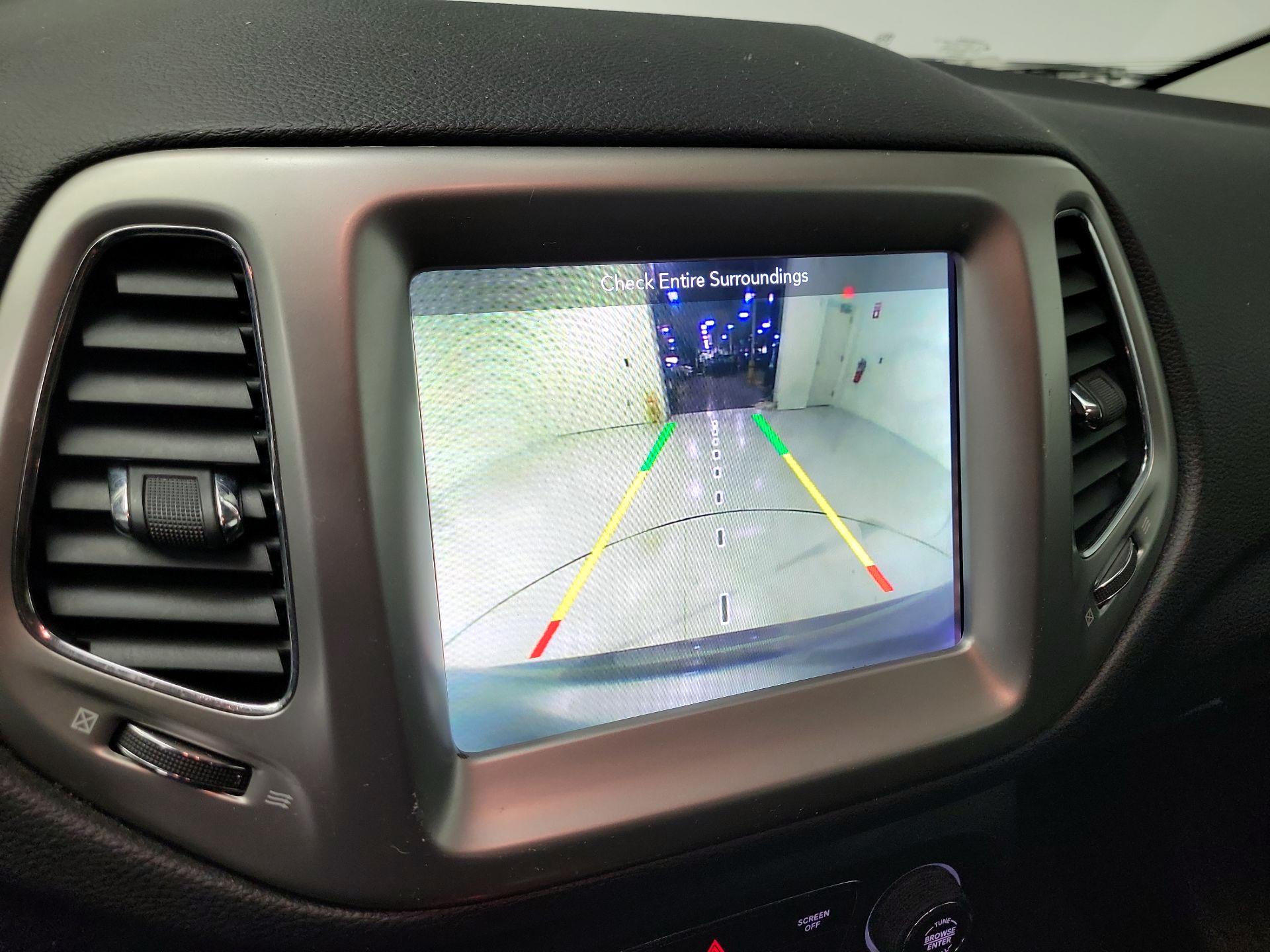 Thumbnail: 2017 Jeep Compass - 15