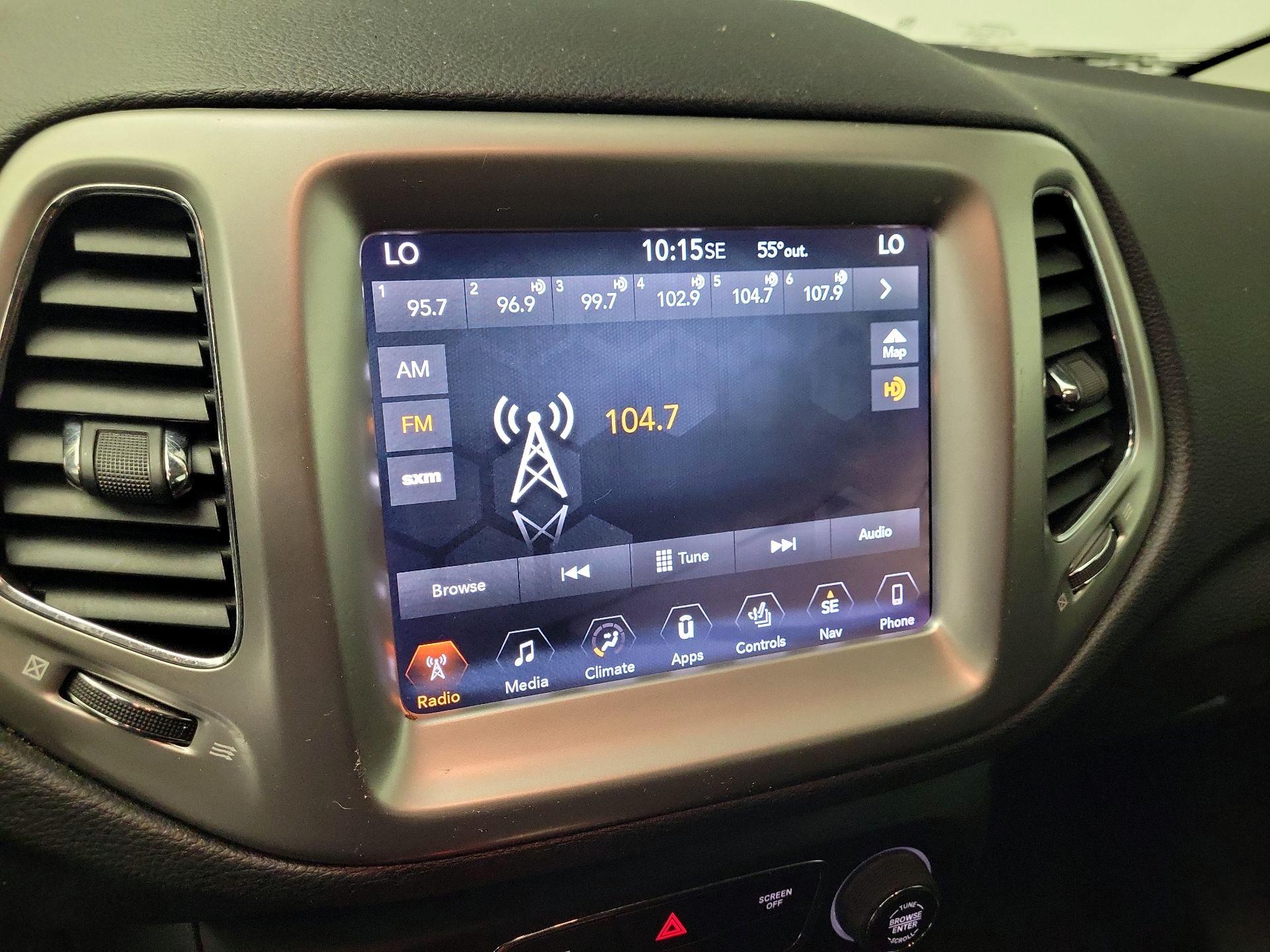 Thumbnail: 2017 Jeep Compass - 16