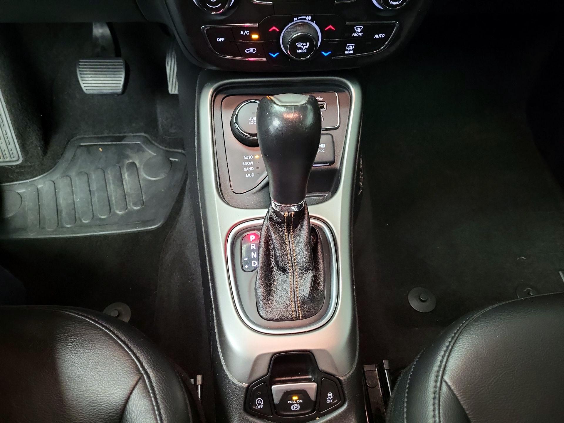 Thumbnail: 2017 Jeep Compass - 18