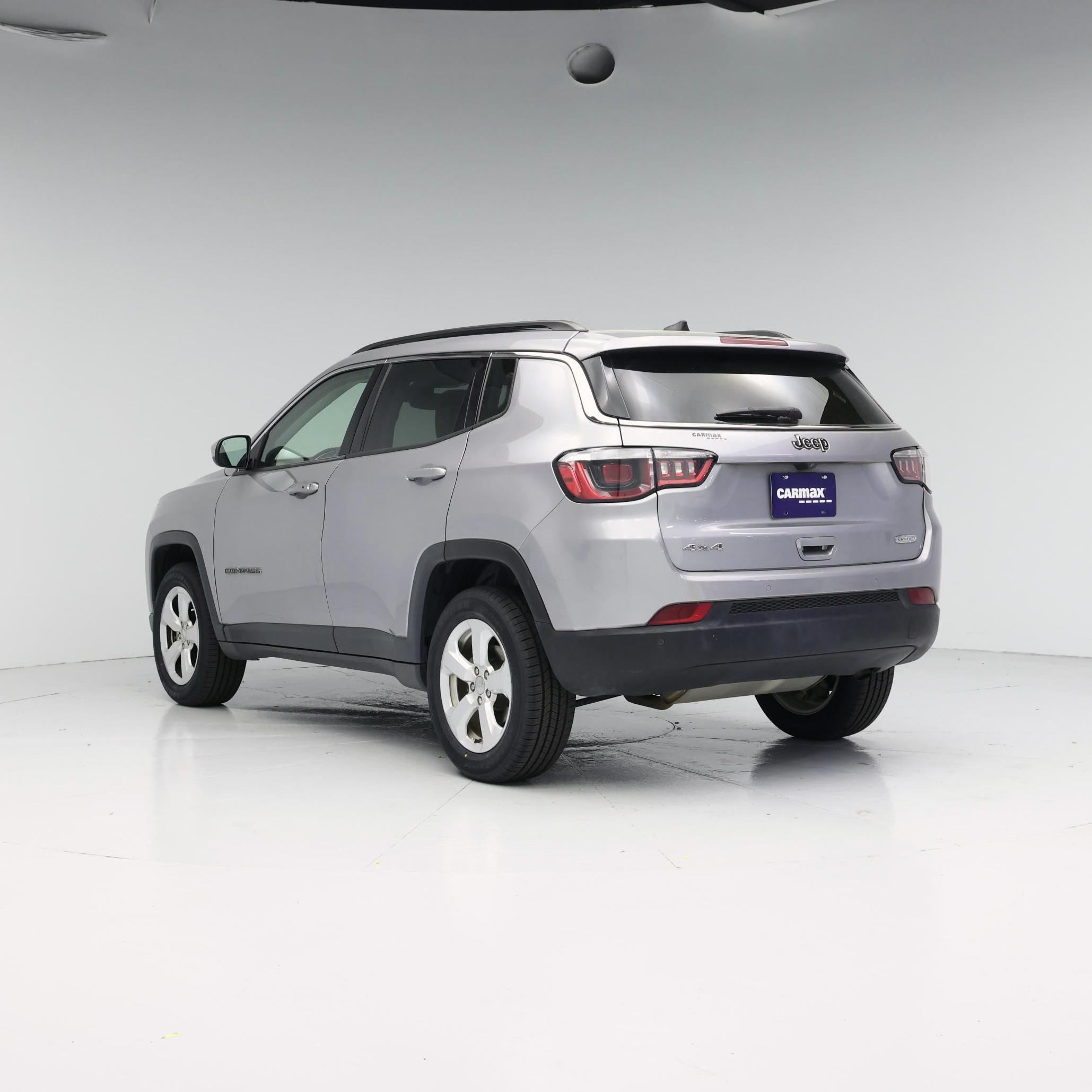 Thumbnail: 2017 Jeep Compass - 2