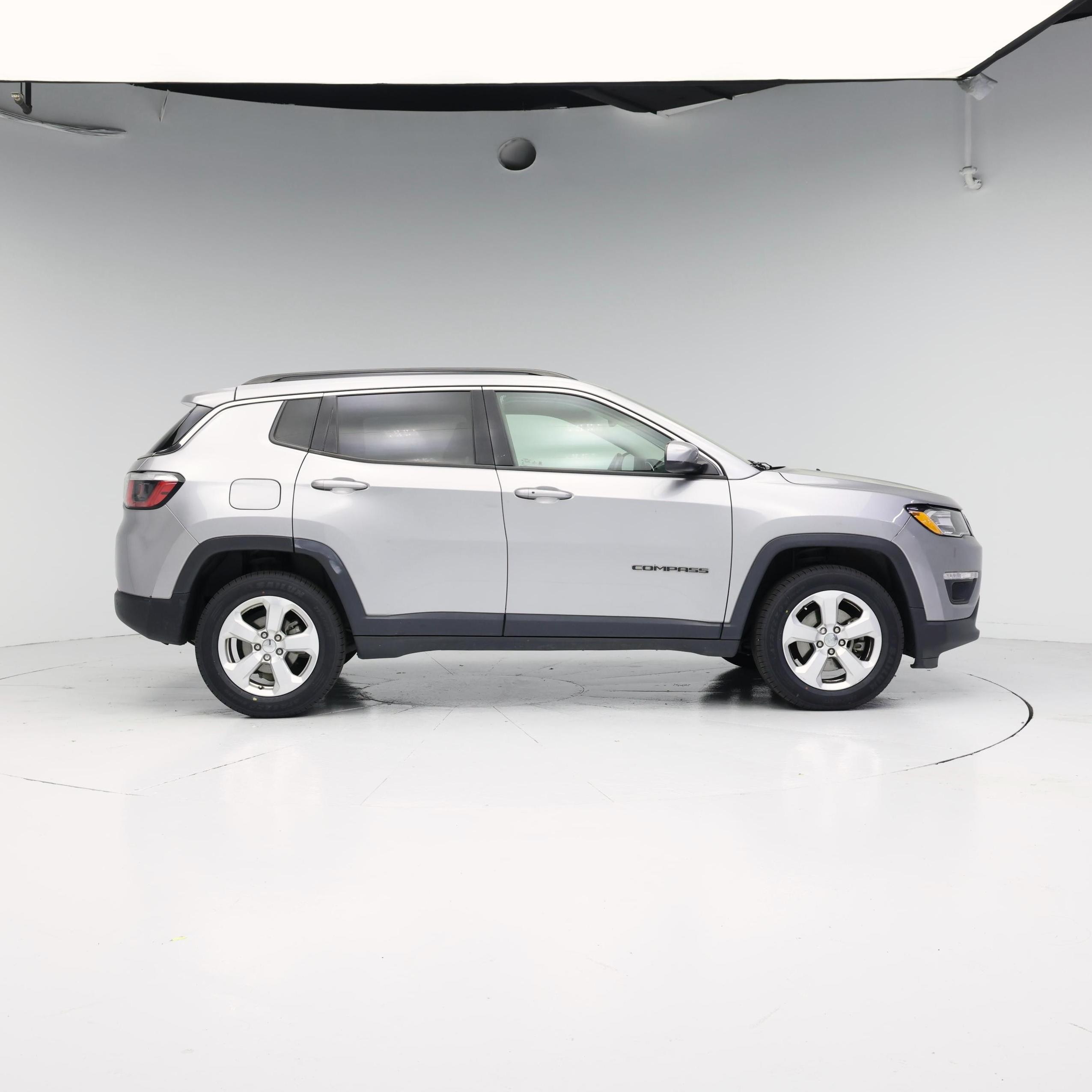 Thumbnail: 2017 Jeep Compass - 7