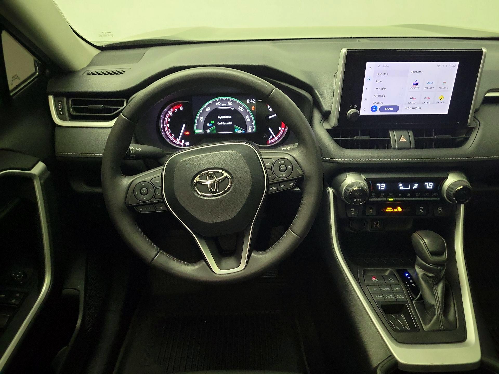 Thumbnail: 2024 Toyota RAV4 - 10