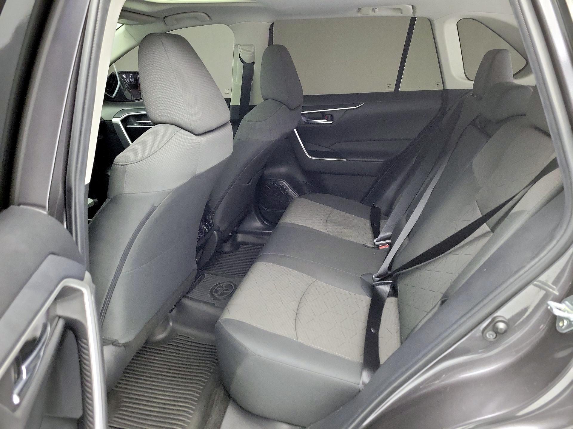 Thumbnail: 2024 Toyota RAV4 - 20