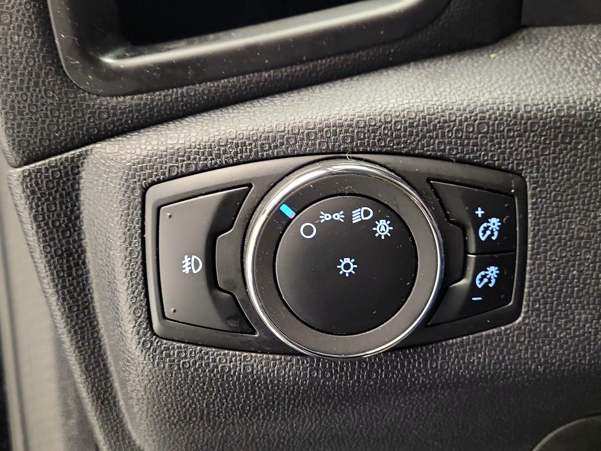 Thumbnail: 2019 Ford EcoSport - 13
