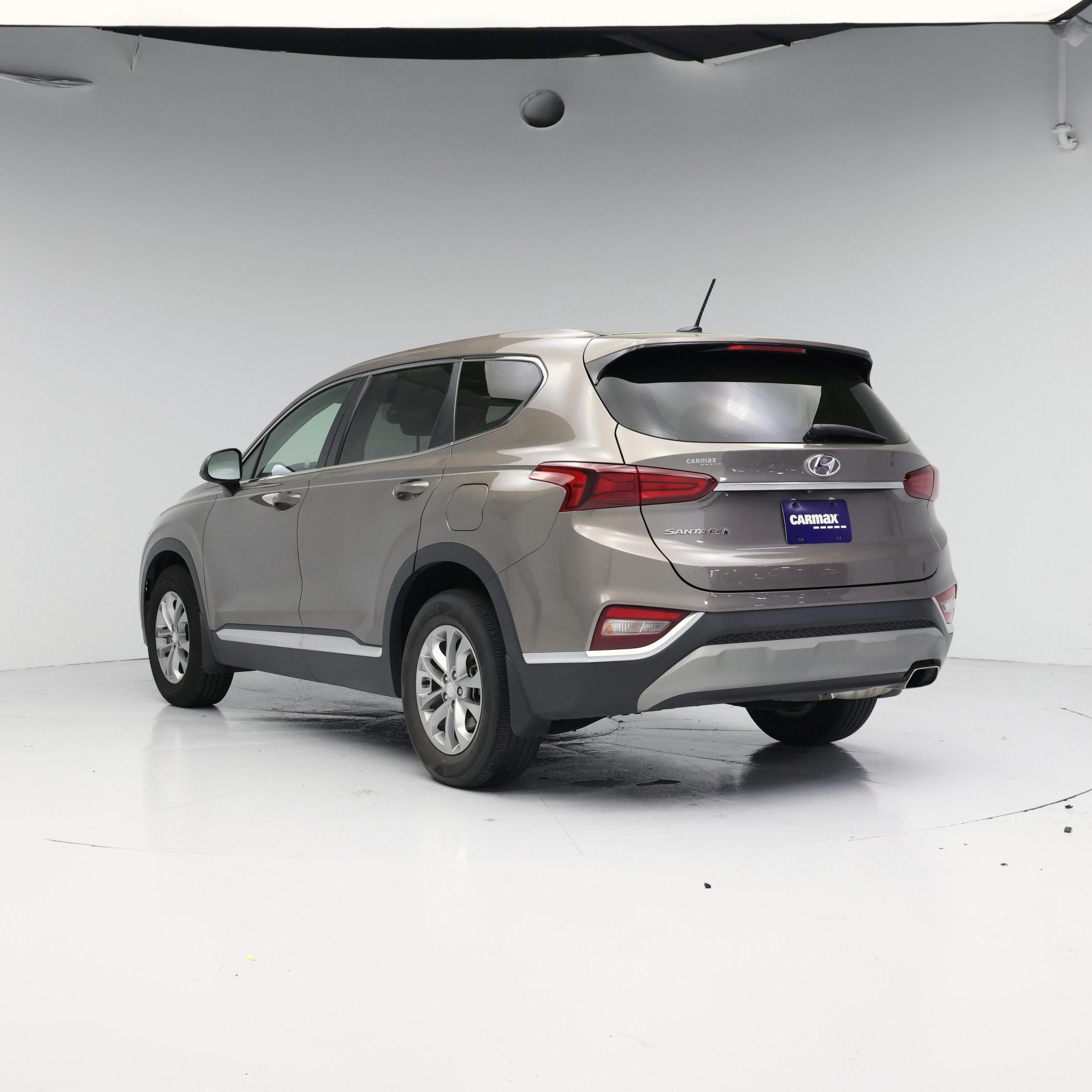 Thumbnail: 2019 Hyundai Santa Fe - 2