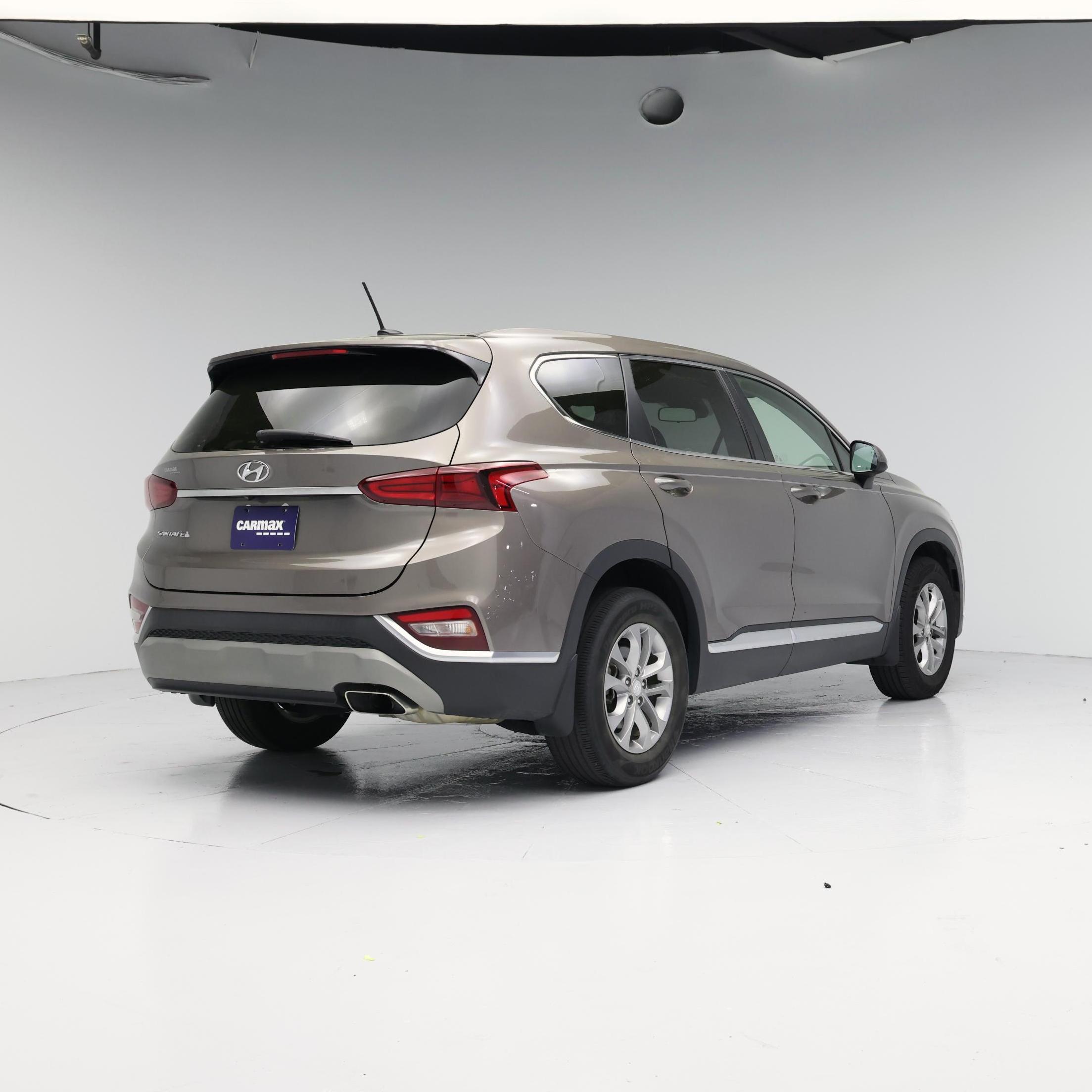 Thumbnail: 2019 Hyundai Santa Fe - 8