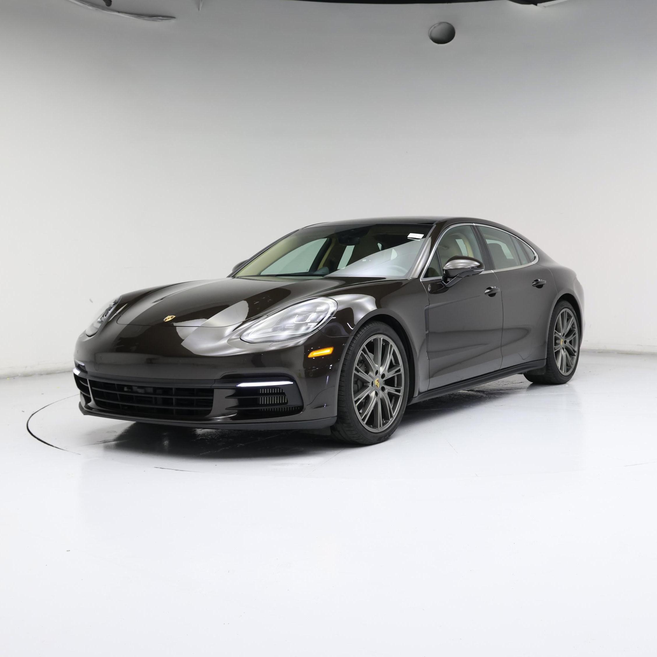 Thumbnail: 2018 Porsche Panamera - 4