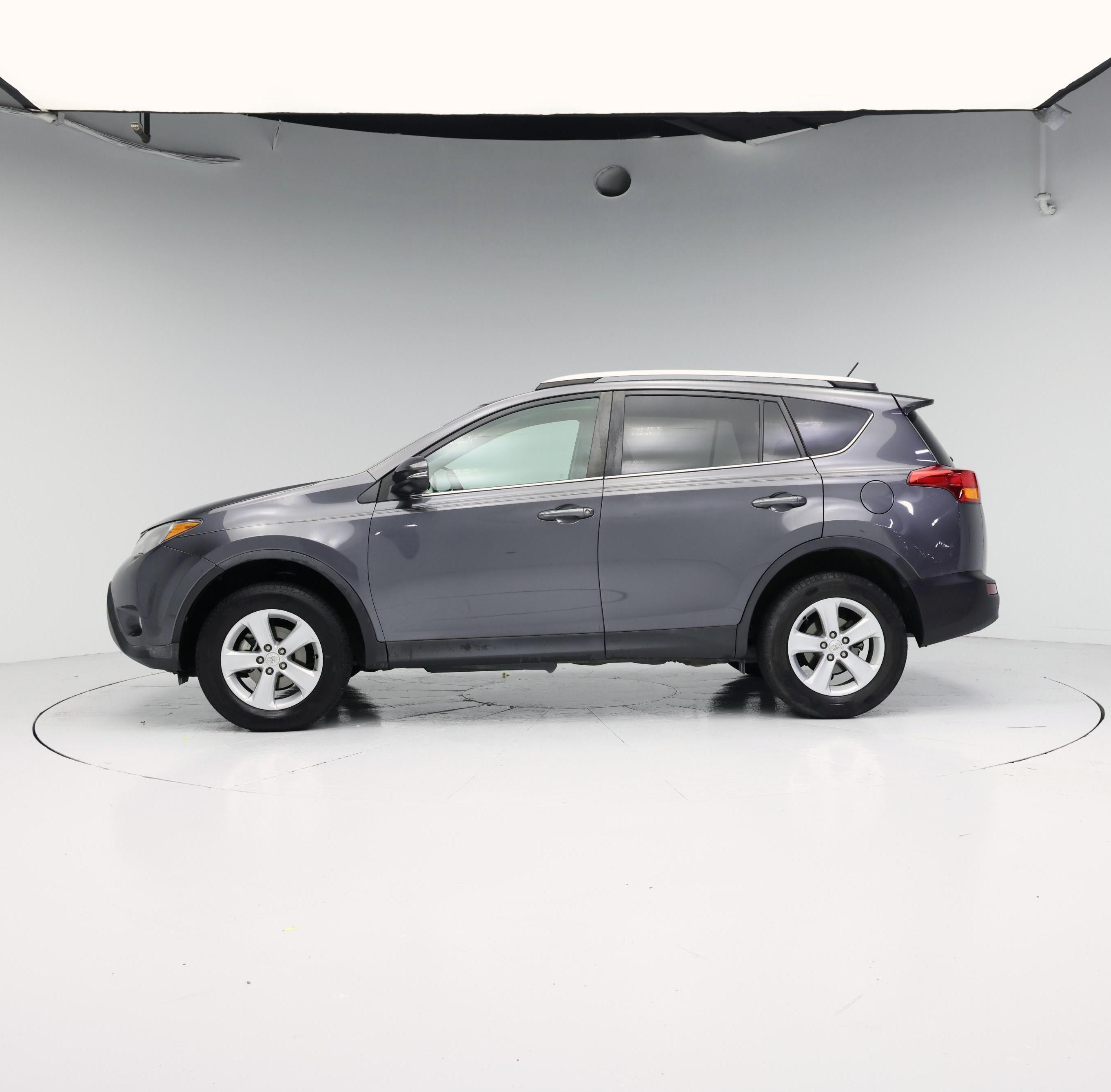 Thumbnail: 2014 Toyota RAV4 - 3