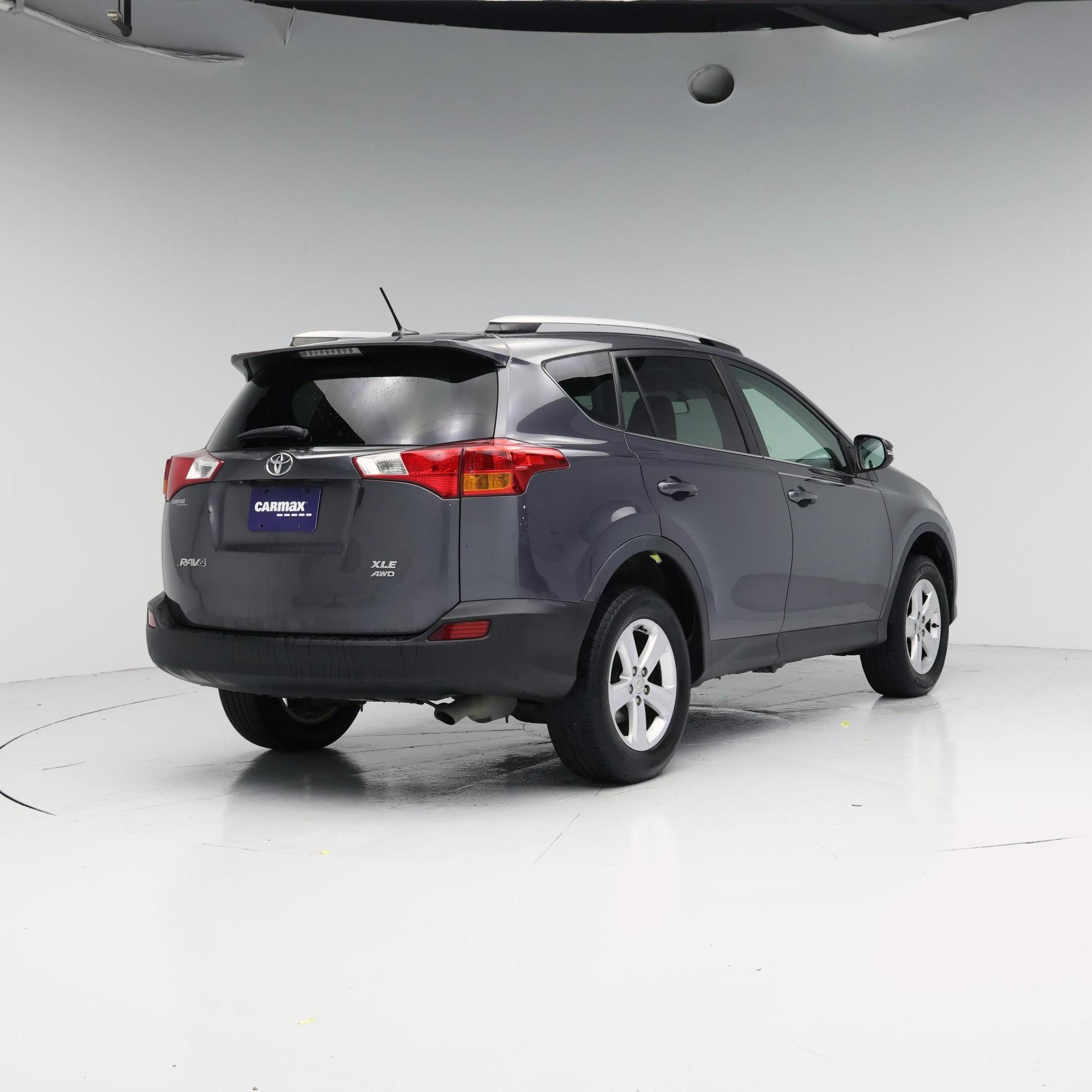 Thumbnail: 2014 Toyota RAV4 - 8