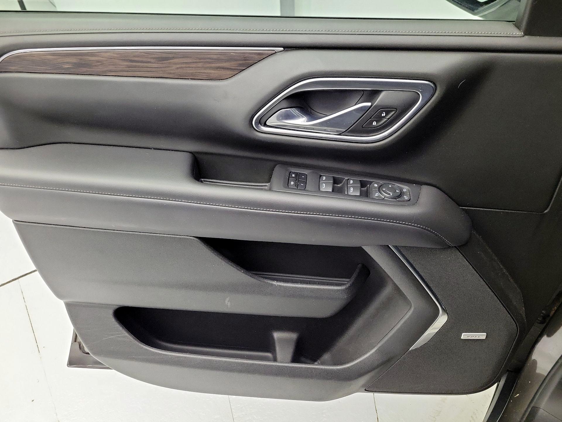 Thumbnail: 2021 Chevrolet Tahoe - 12