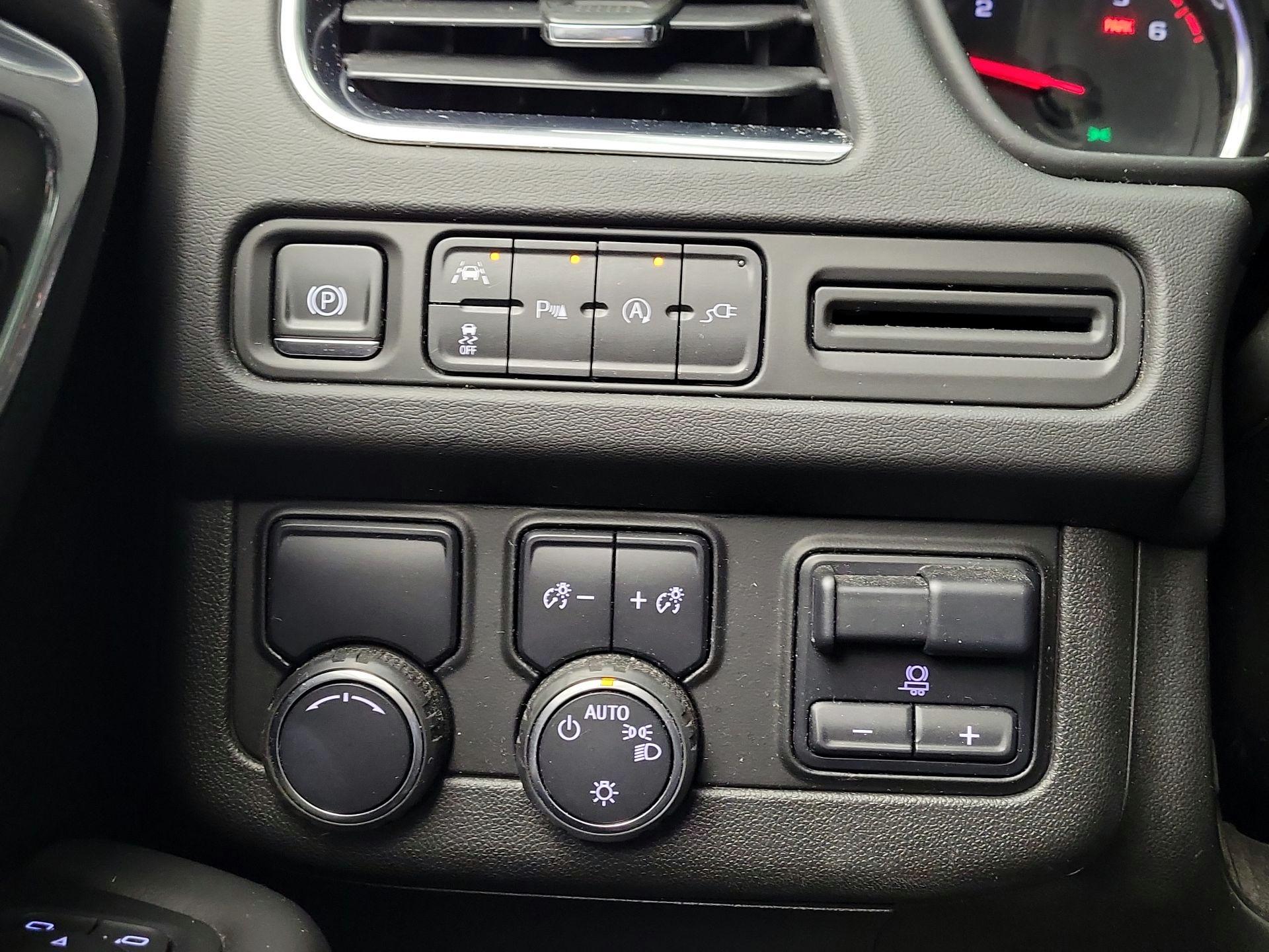 Thumbnail: 2021 Chevrolet Tahoe - 13