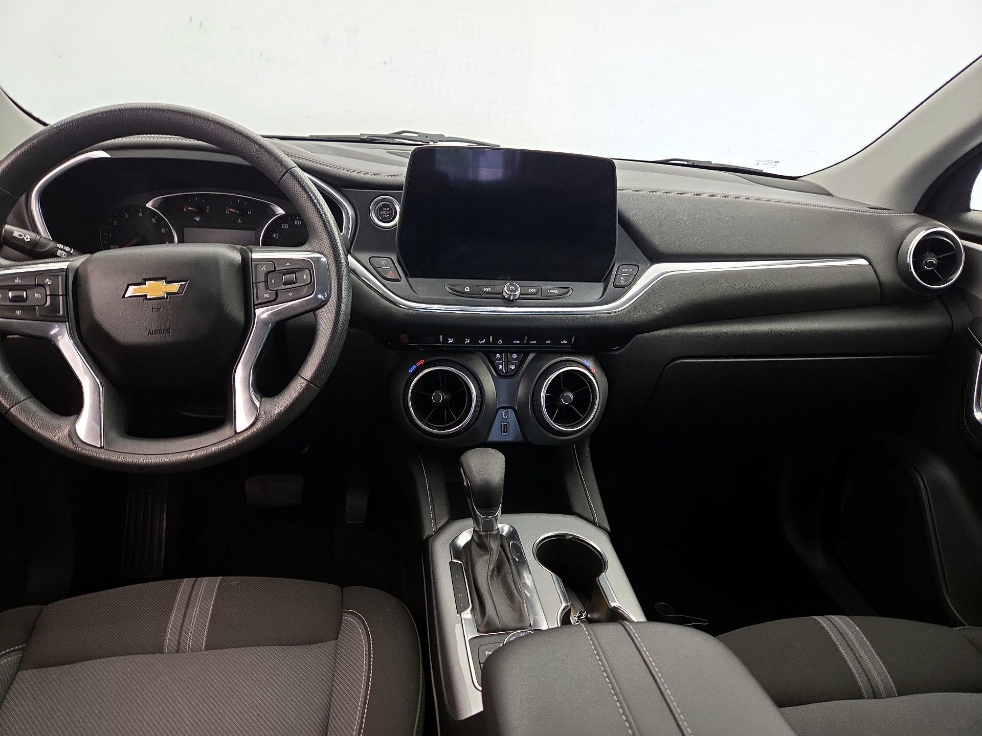 Thumbnail: 2023 Chevrolet Blazer - 9