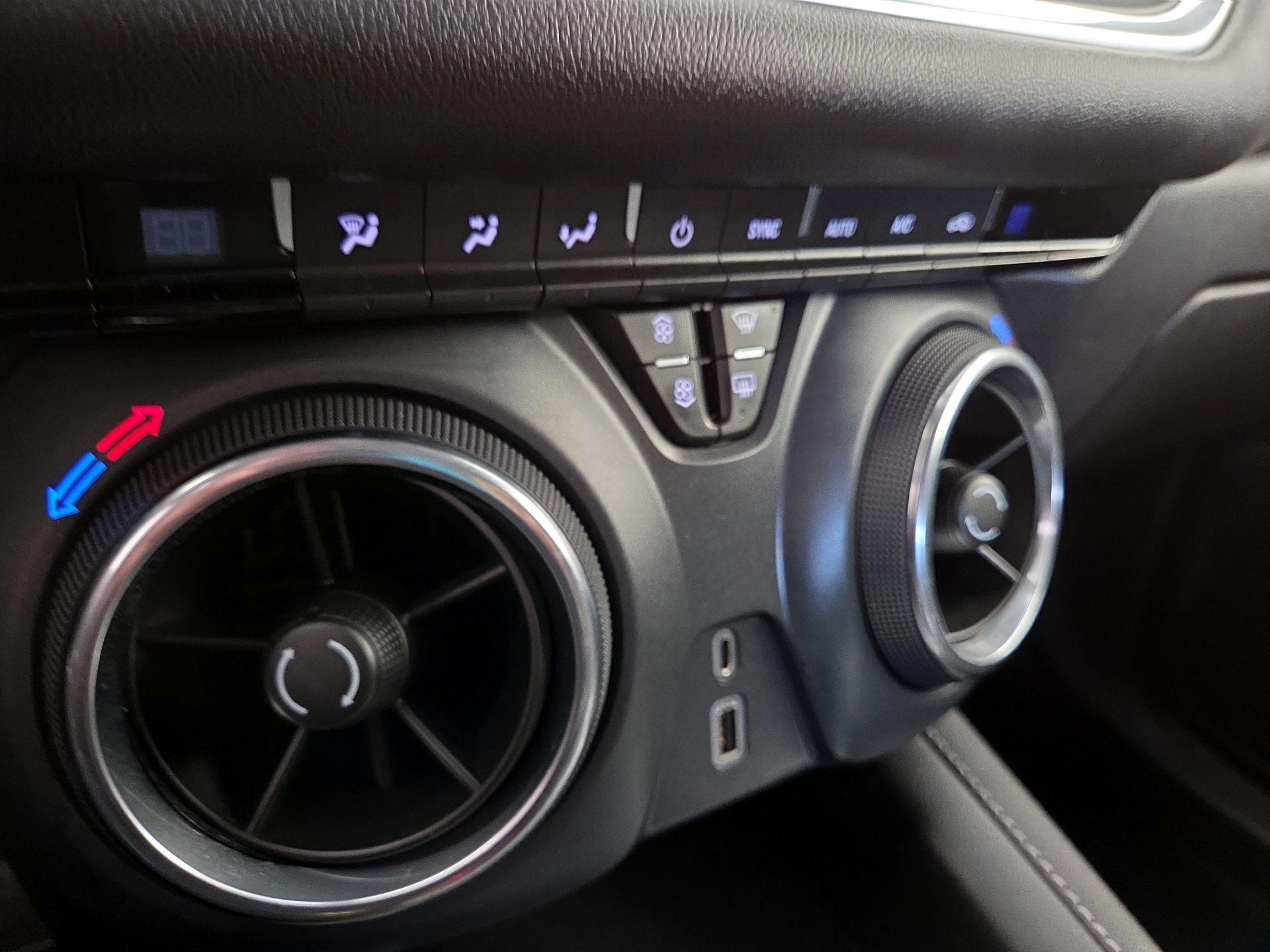 Thumbnail: 2023 Chevrolet Blazer - 16