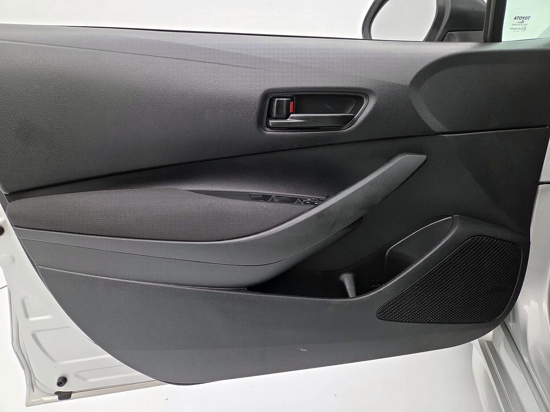 Thumbnail: 2023 Toyota Corolla - 12