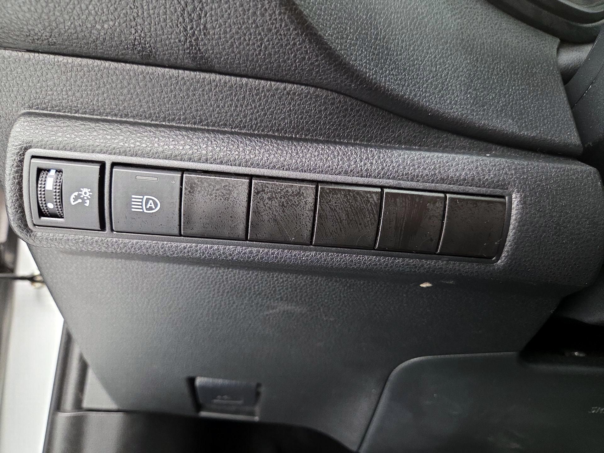 Thumbnail: 2023 Toyota Corolla - 13