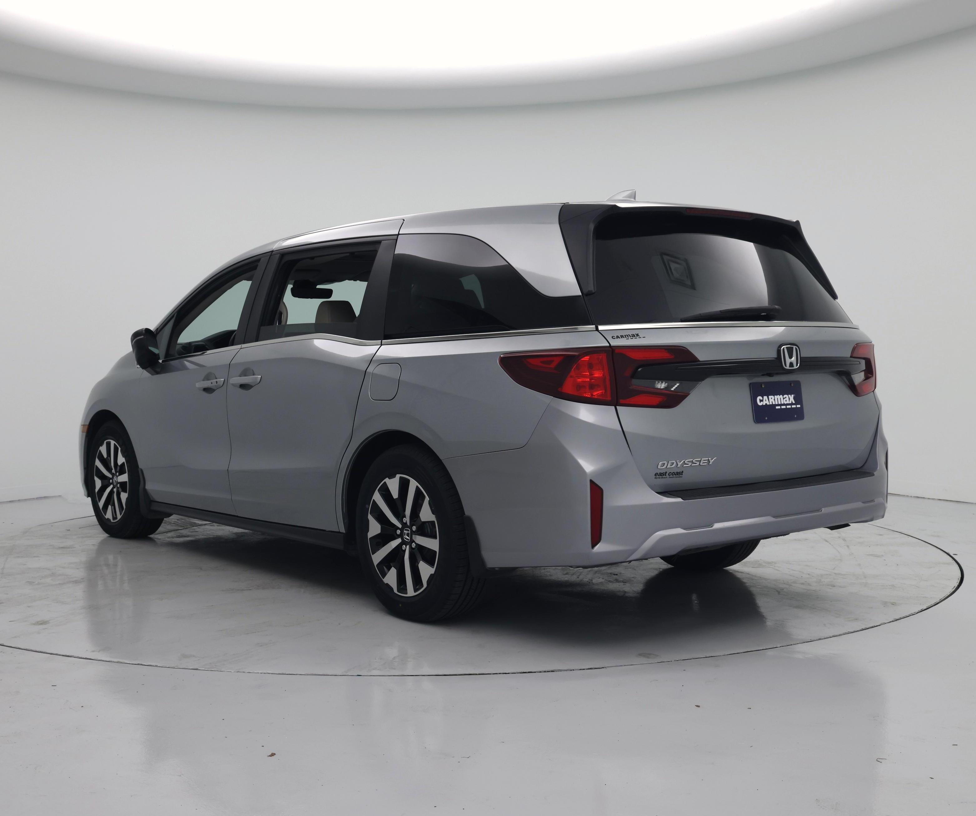 Thumbnail: 2025 Honda Odyssey - 2