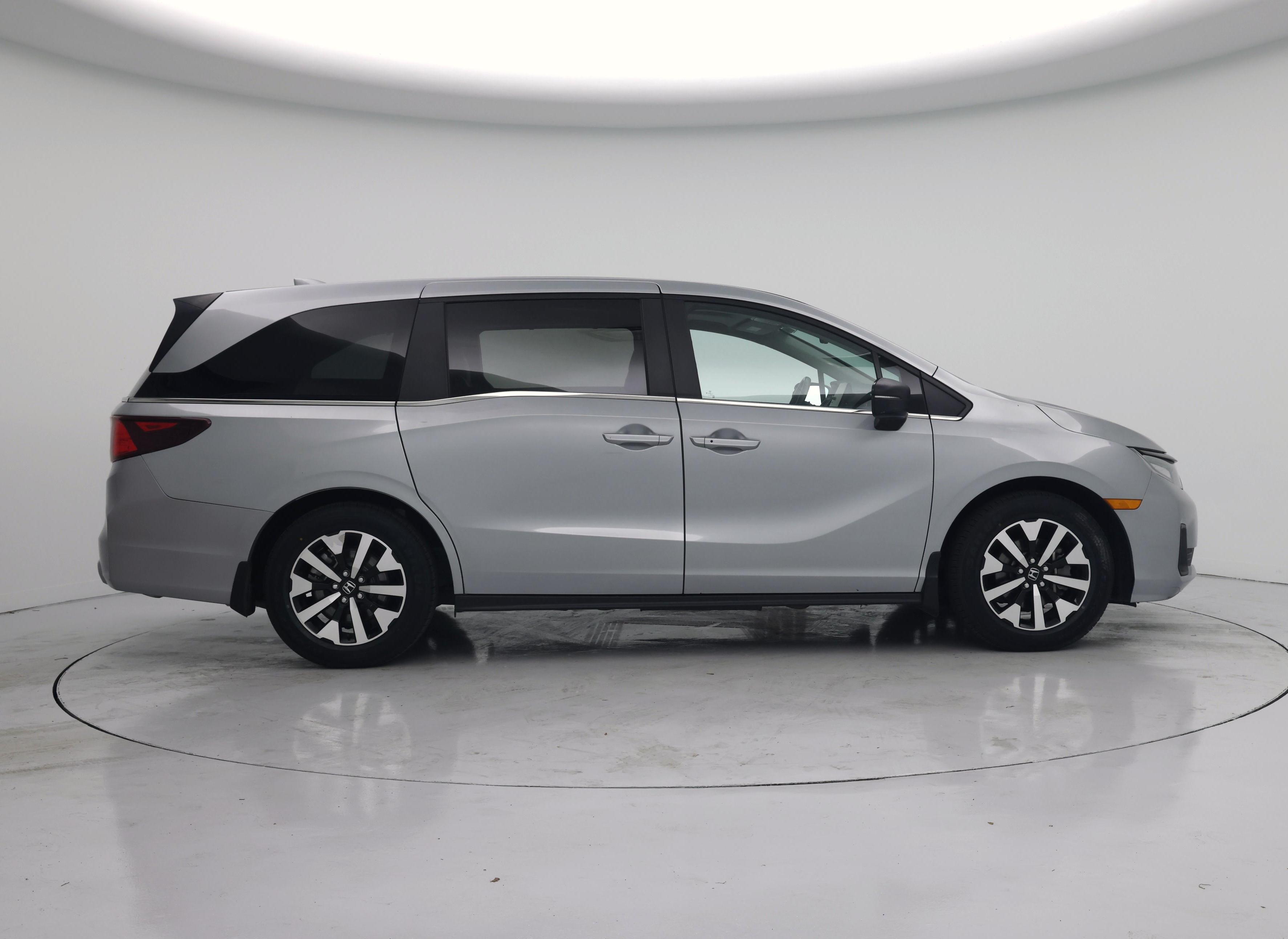 Thumbnail: 2025 Honda Odyssey - 7