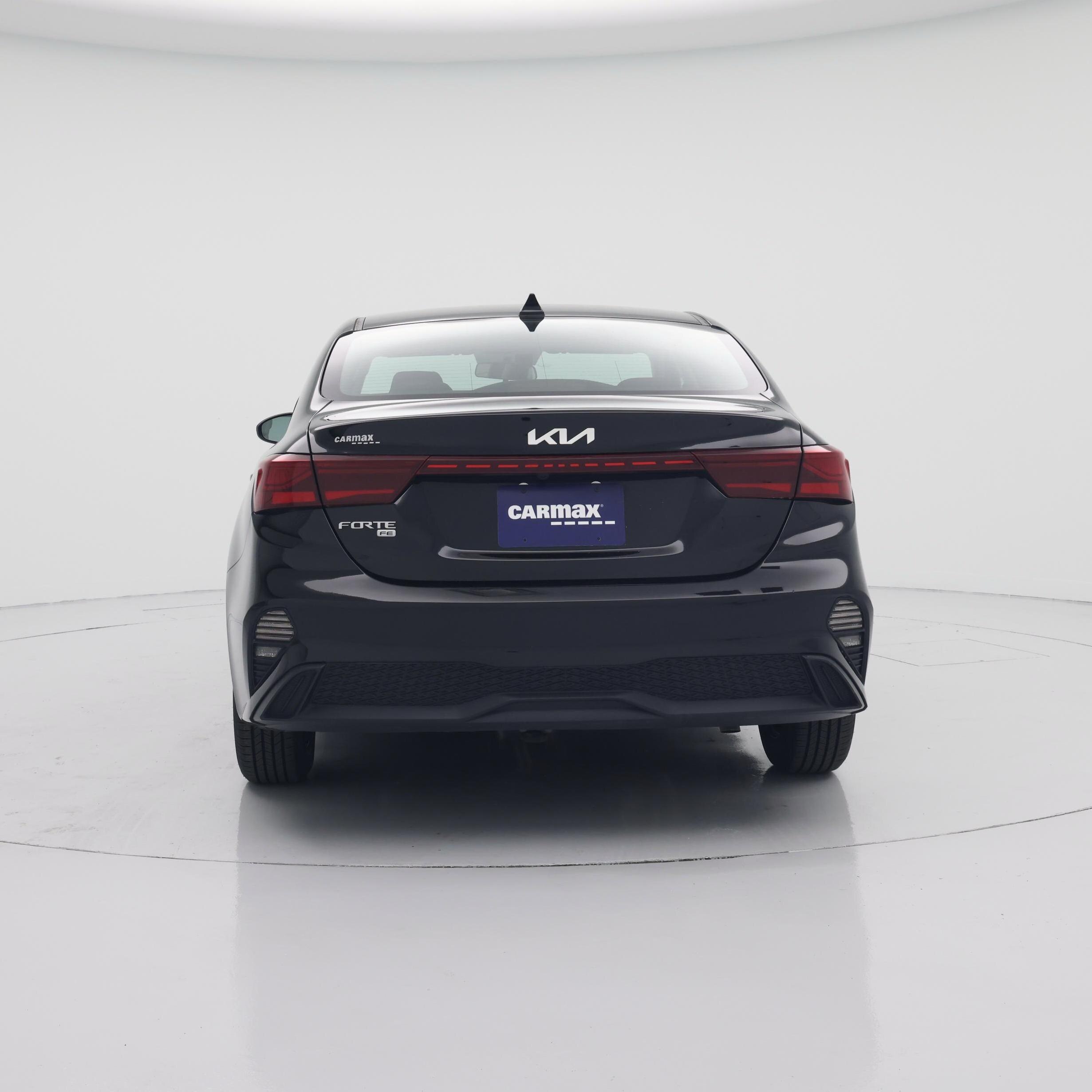 Thumbnail: 2023 Kia Forte - 6