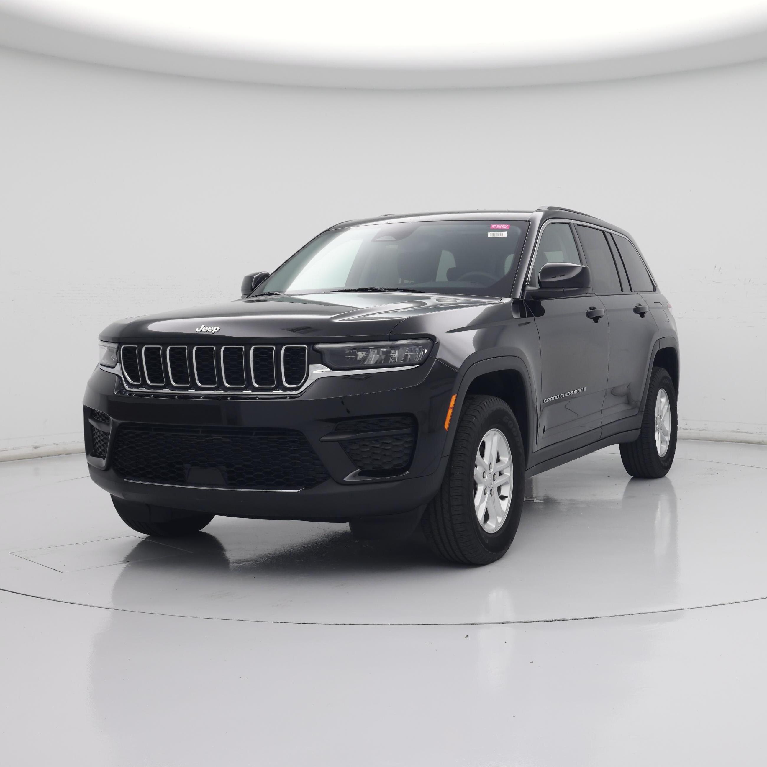Thumbnail: 2023 Jeep Grand Cherokee - 4