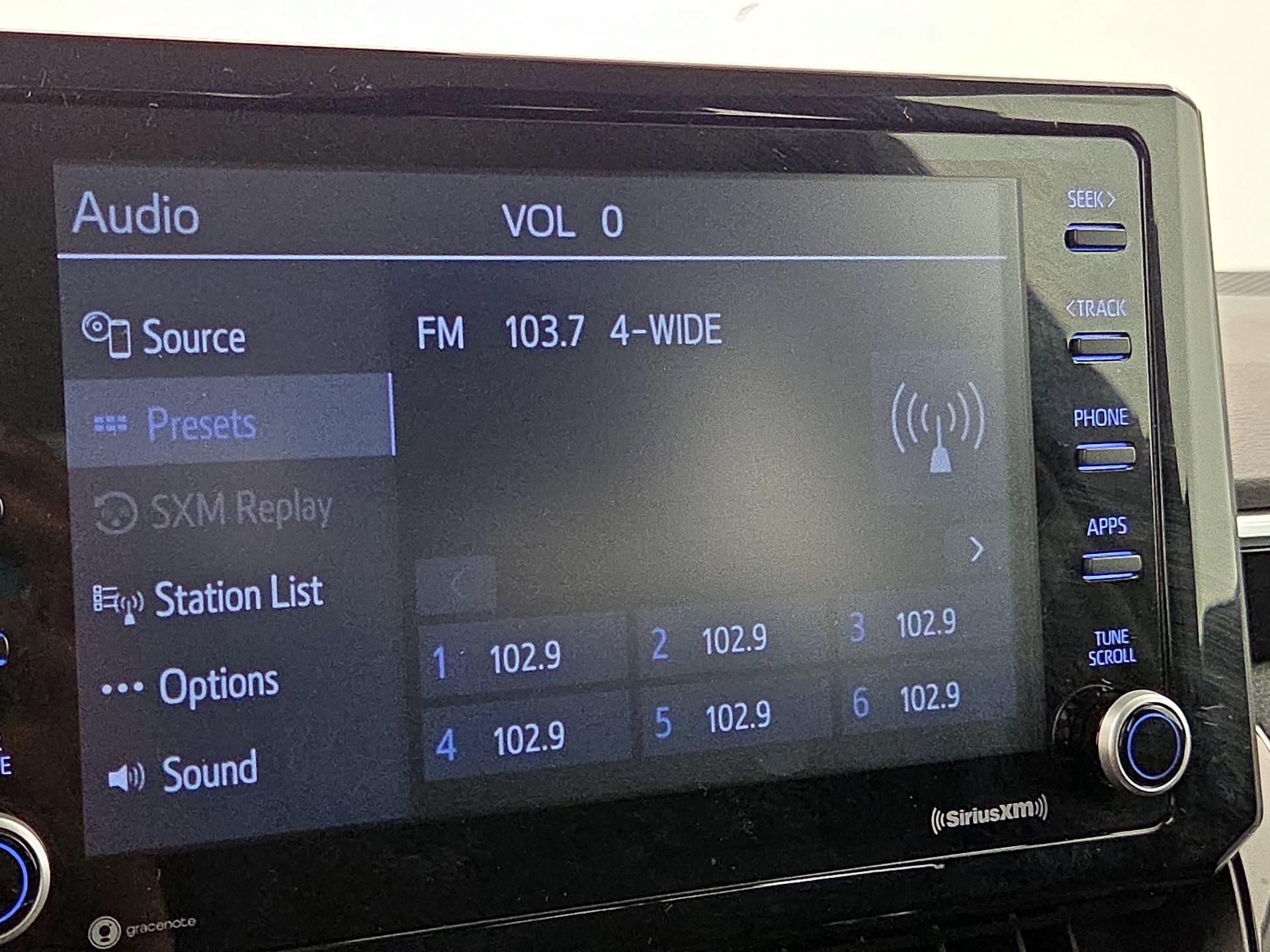 Thumbnail: 2022 Toyota Corolla - 15