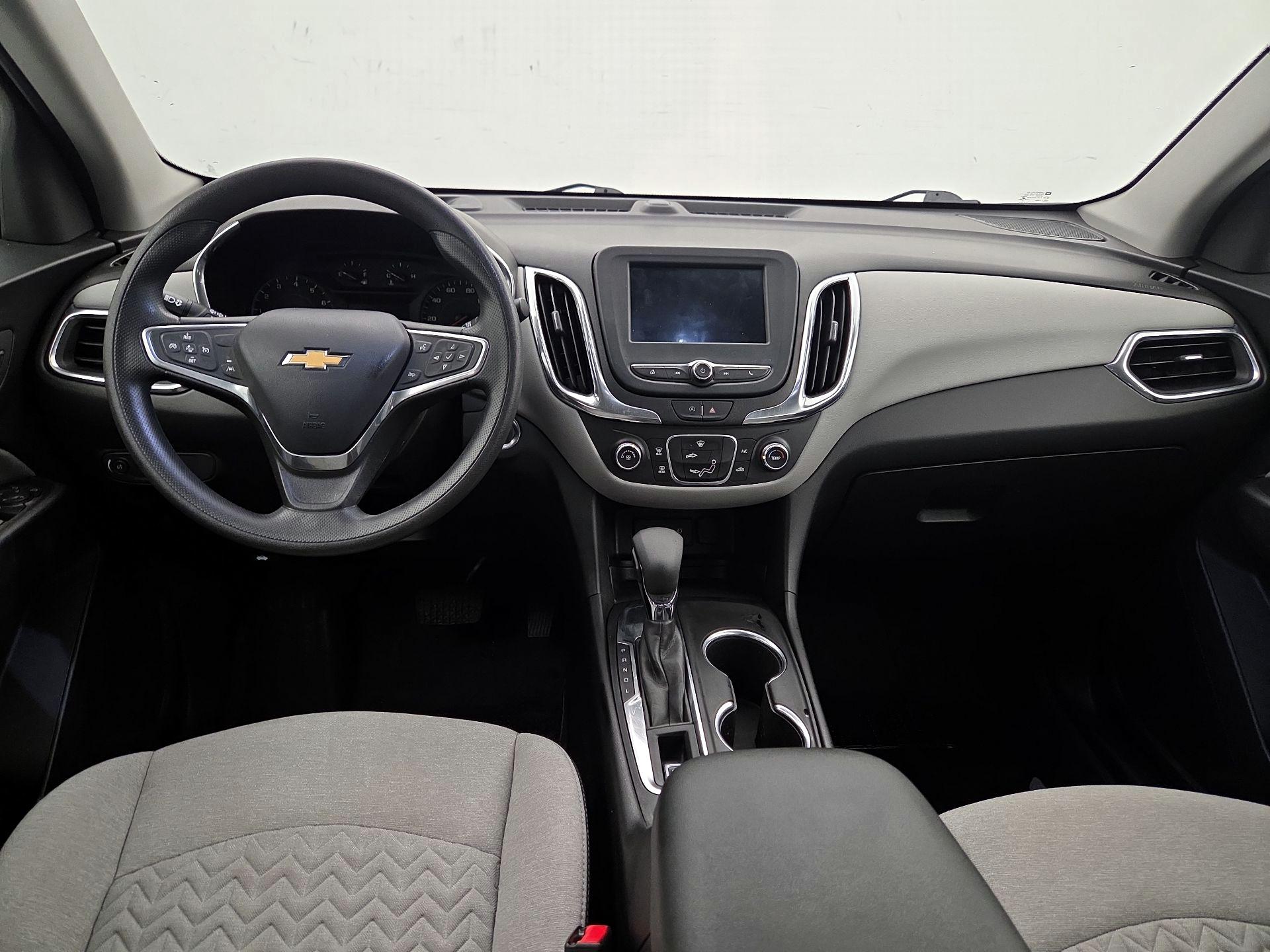 Thumbnail: 2022 Chevrolet Equinox - 9