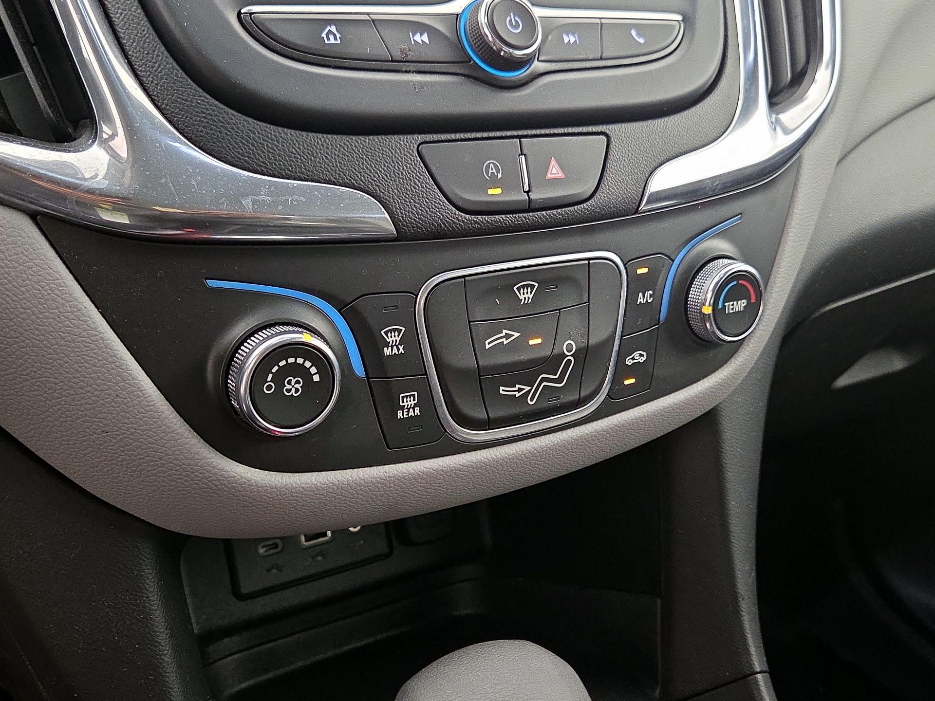 Thumbnail: 2022 Chevrolet Equinox - 16