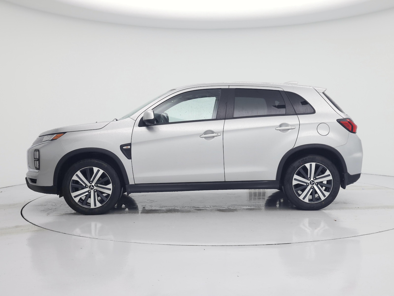 2024 Mitsubishi Outlander Sport ES - Photo 4